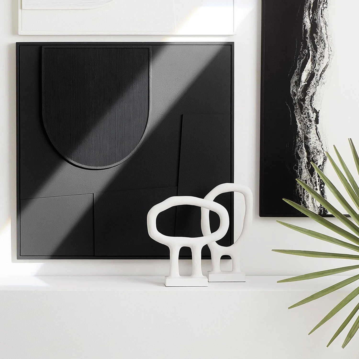 Kolby Abstract Circular Resin Sculpture - Image 9