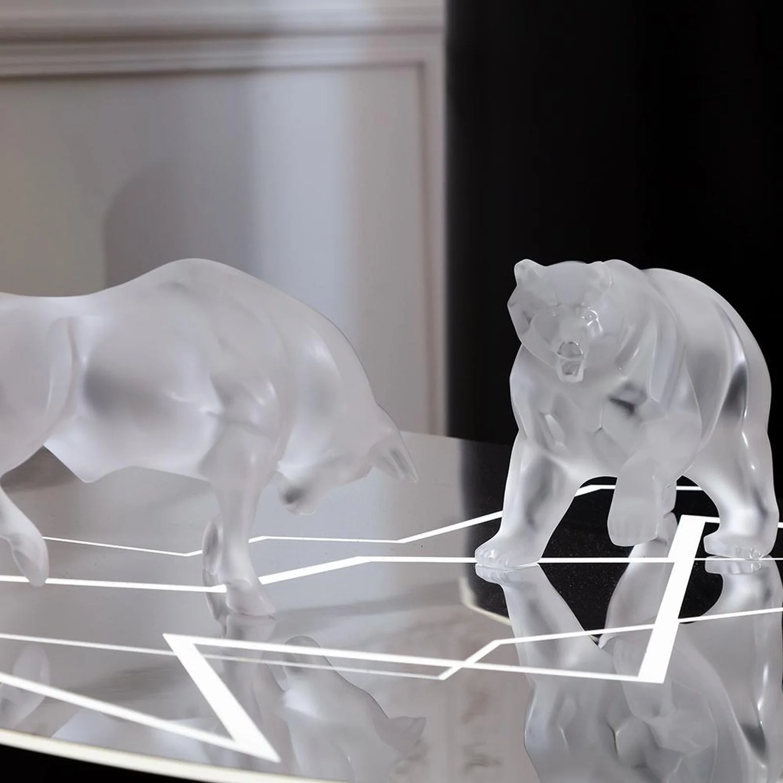 Lalique Bear Sculpture - Image 2