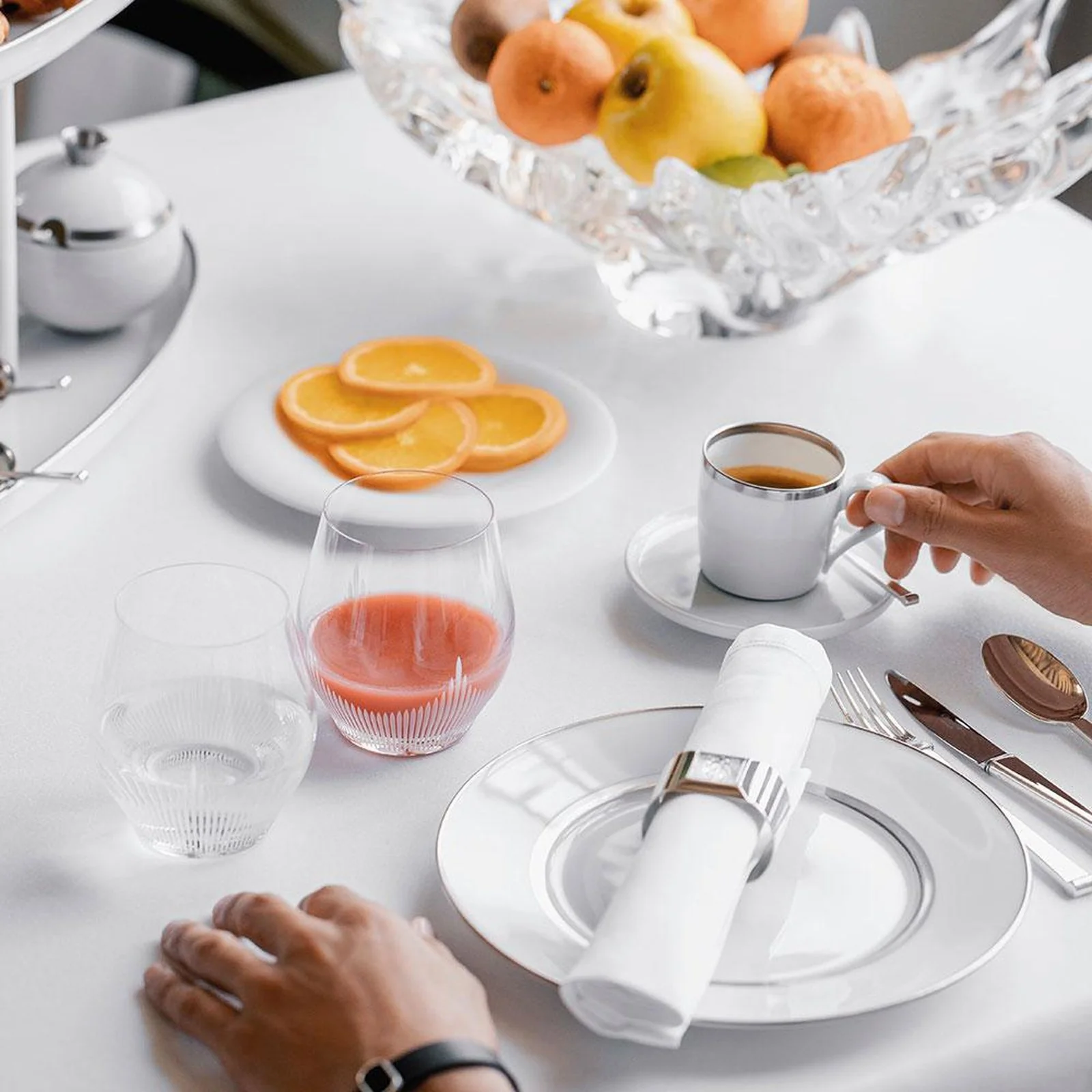 Lalique Champs-Elysees Grand Bowl - Image 5