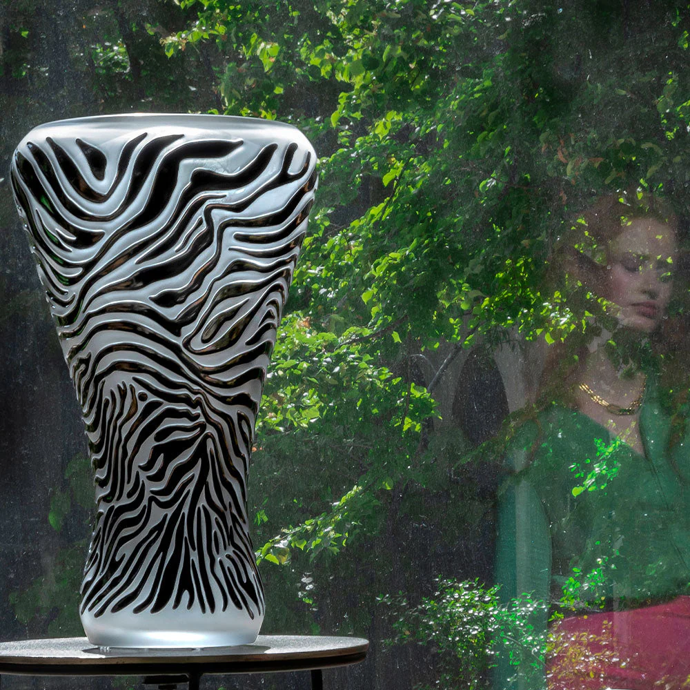 Lalique Empreinte Animale Zebre Vase - Image 9