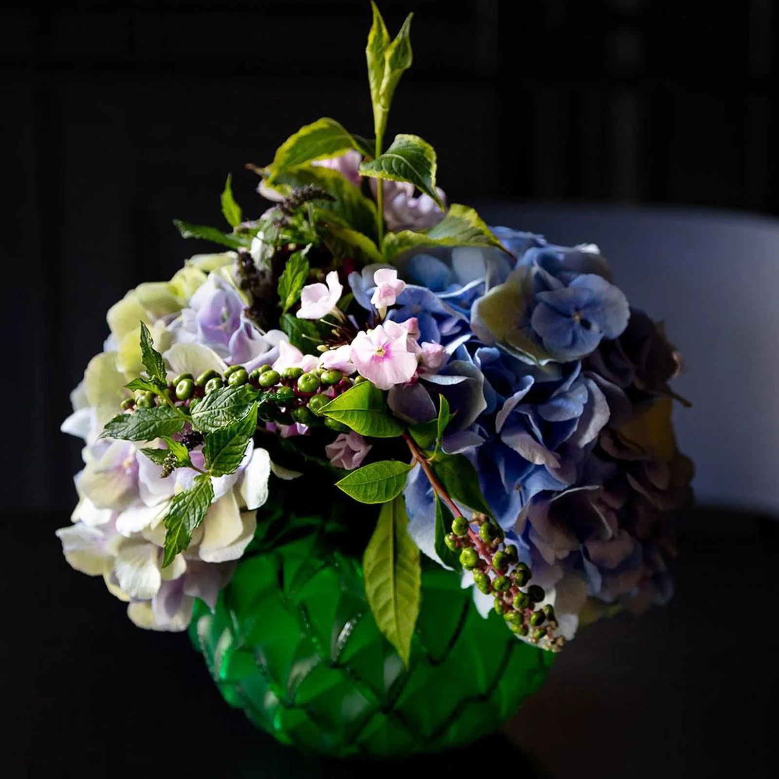 Lalique Languedoc Small Vase - Image 3