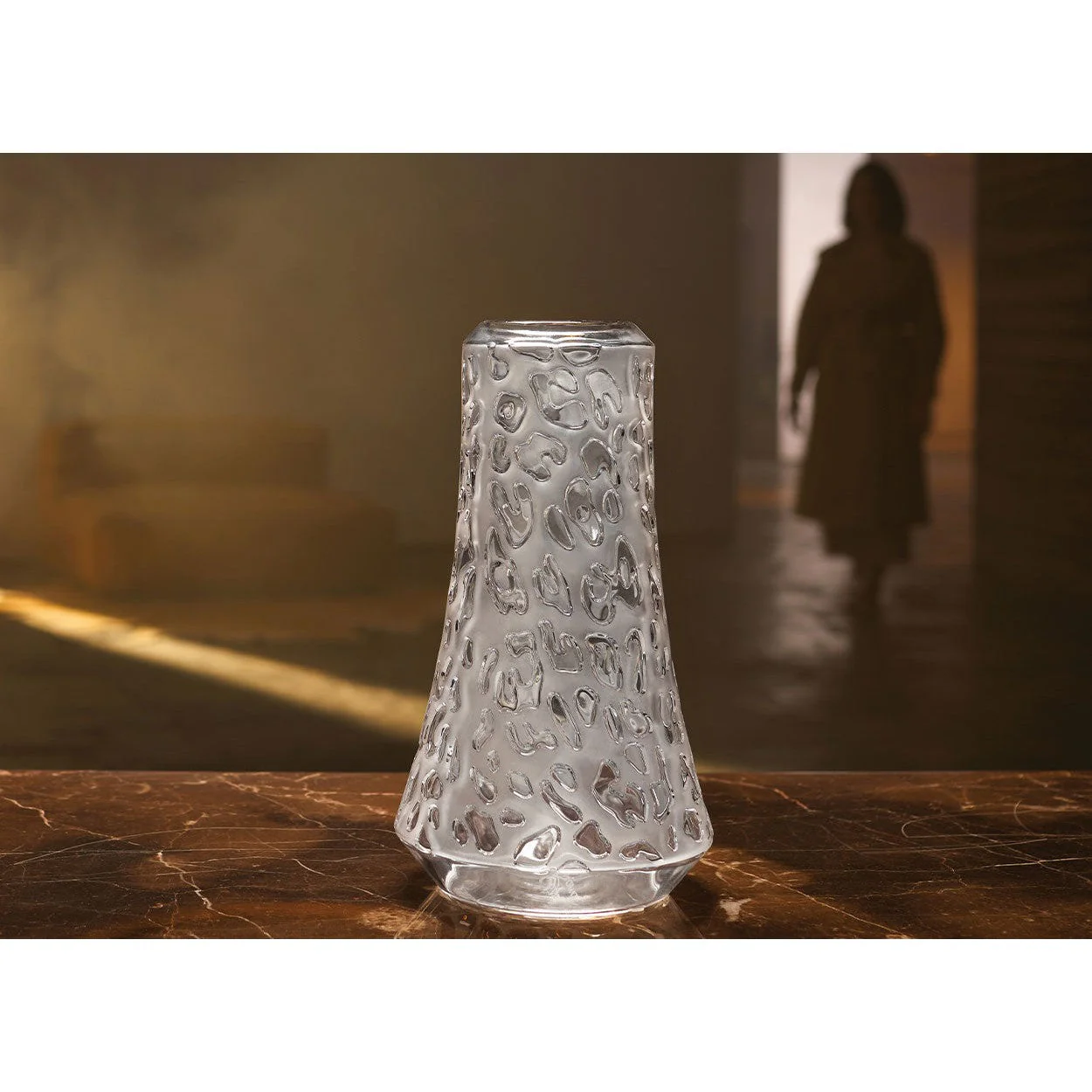 Lalique Panthere Vase - Image 2