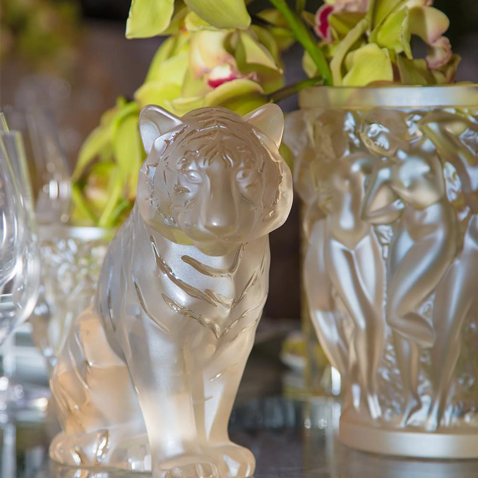 Lalique Sitting Tiger Grand Sculpture - Image 3