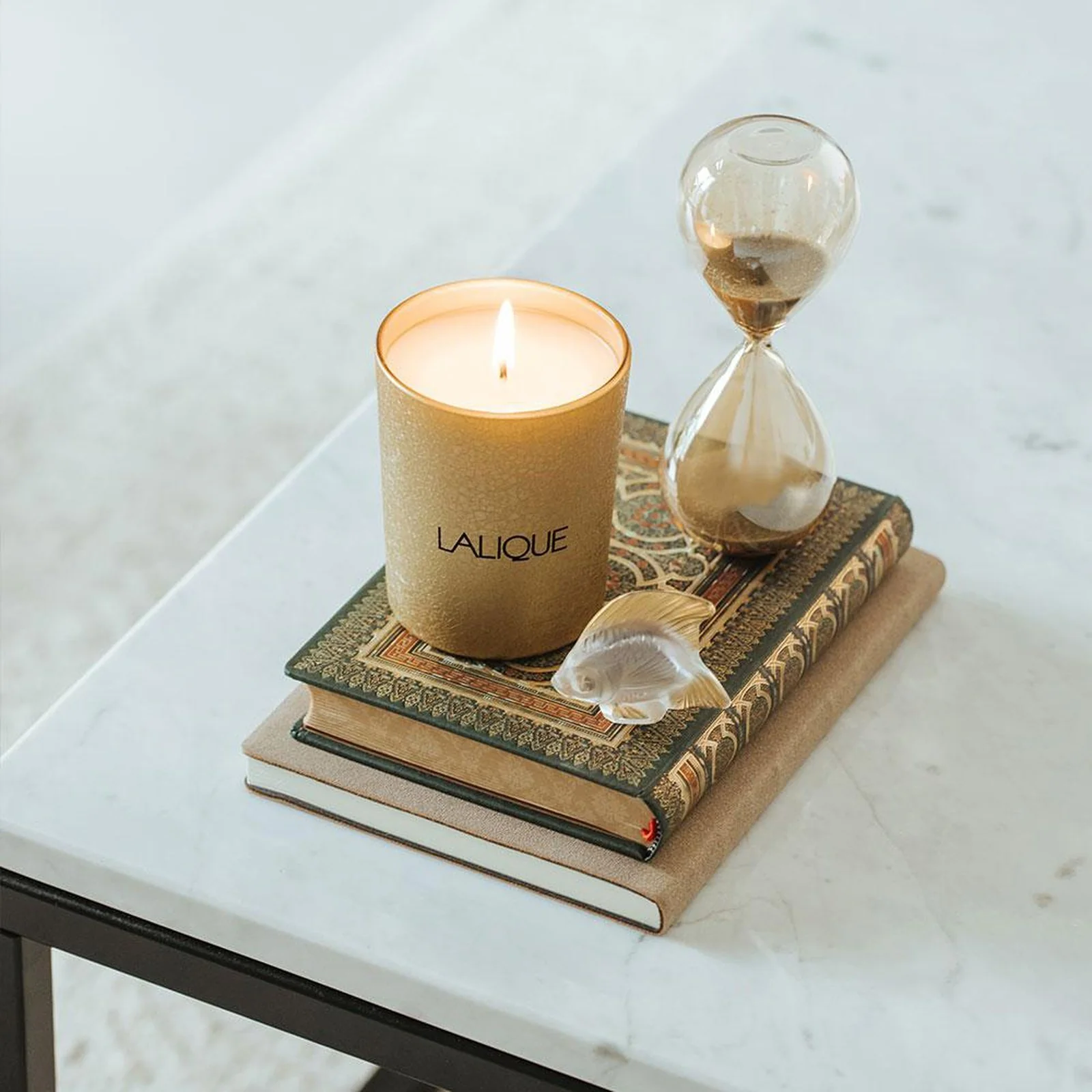 Lalique The Desert Muscat- Oman Scented Candle - Image 4