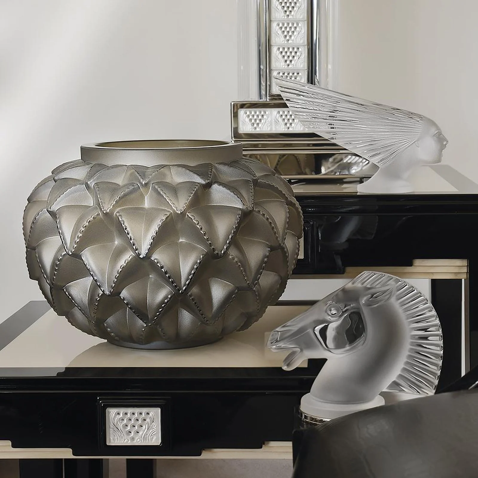 Lalique Victoire Sculpture - Image 2