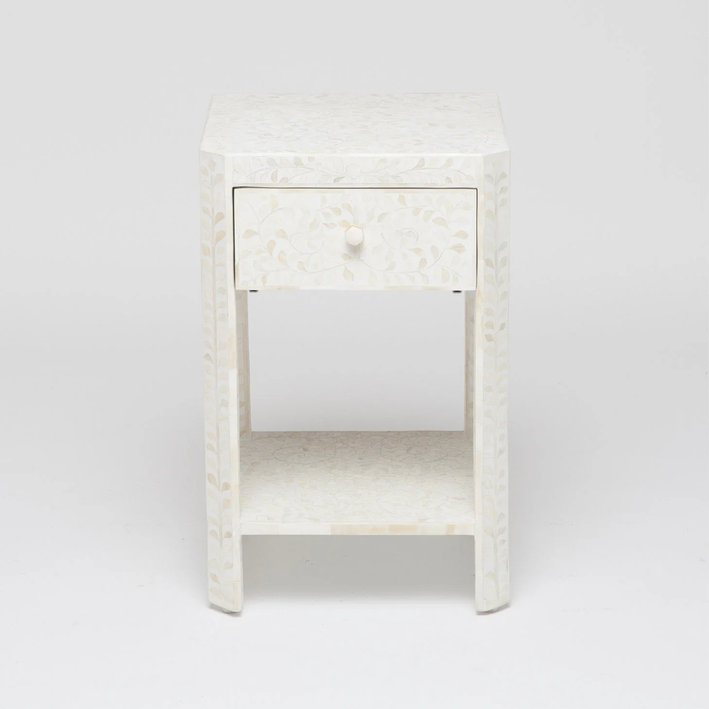 Lexi Nightstand 18" - Image 3