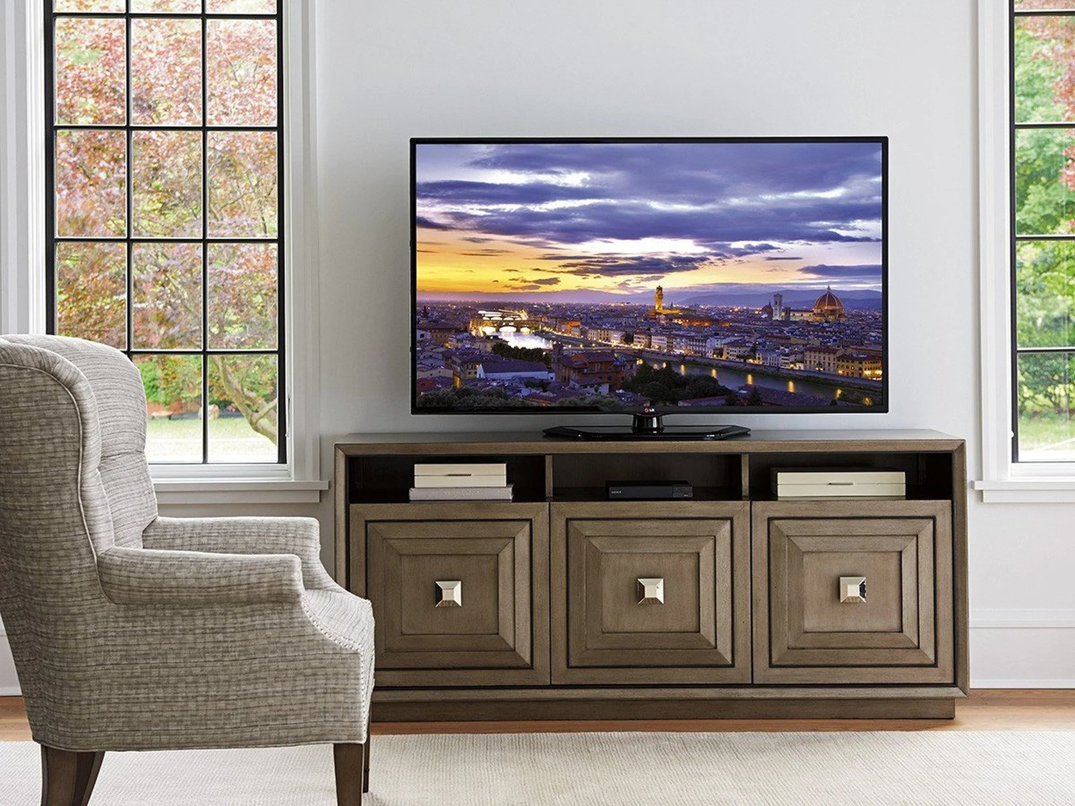 Lexington Ariana Basel Media Console - Image 4