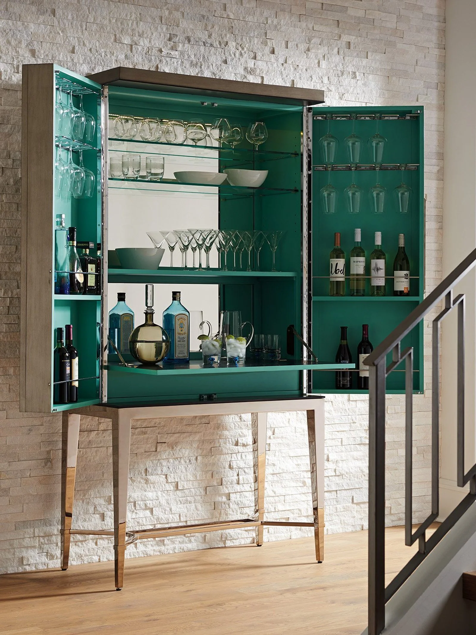 Lexington Ariana Cheval Bar Cabinet - Image 3