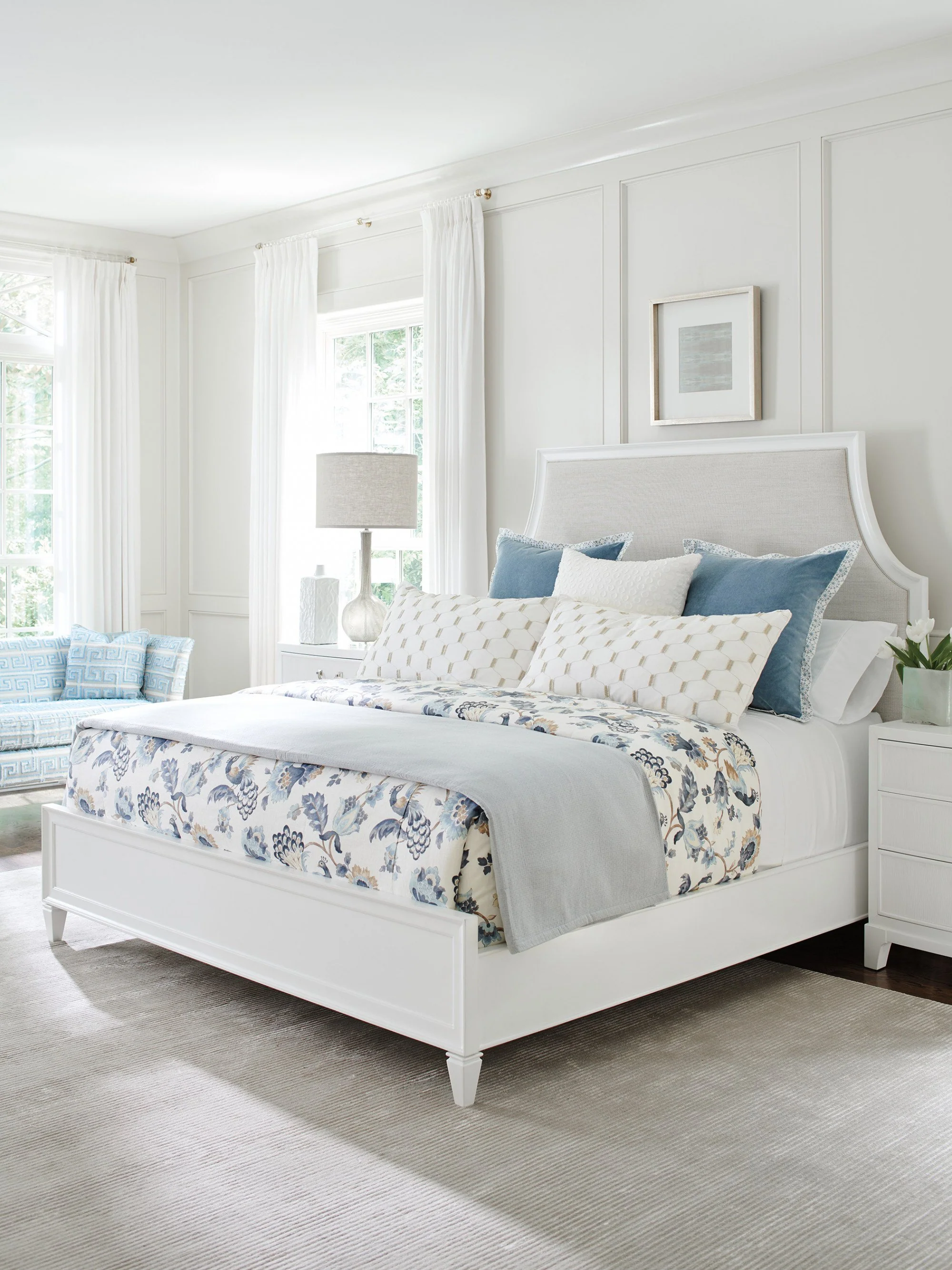 Lexington Avondale Inverness Upholstered Cal King Bed - Image 4