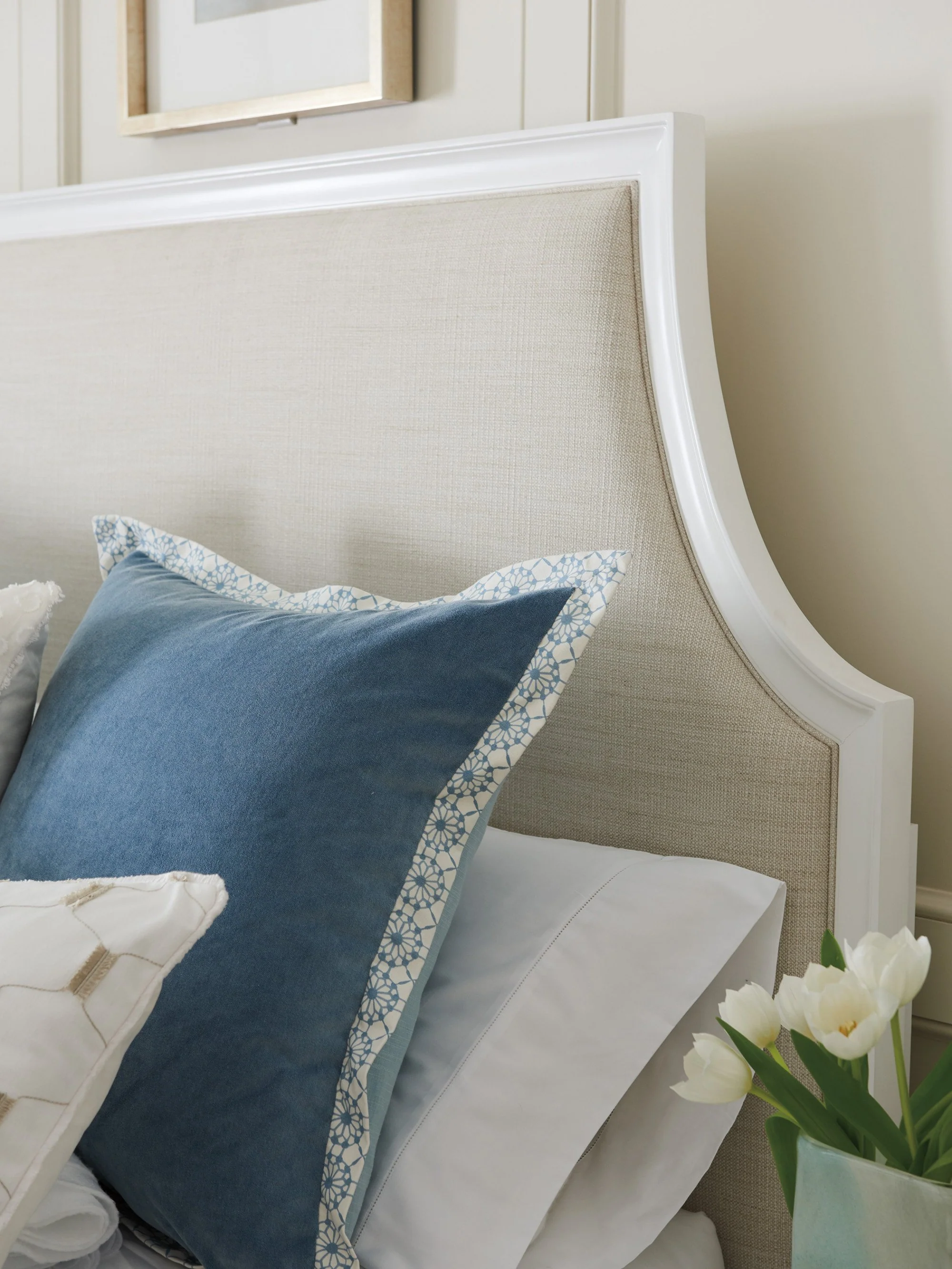 Lexington Avondale Inverness Upholstered Cal King Bed - Image 6