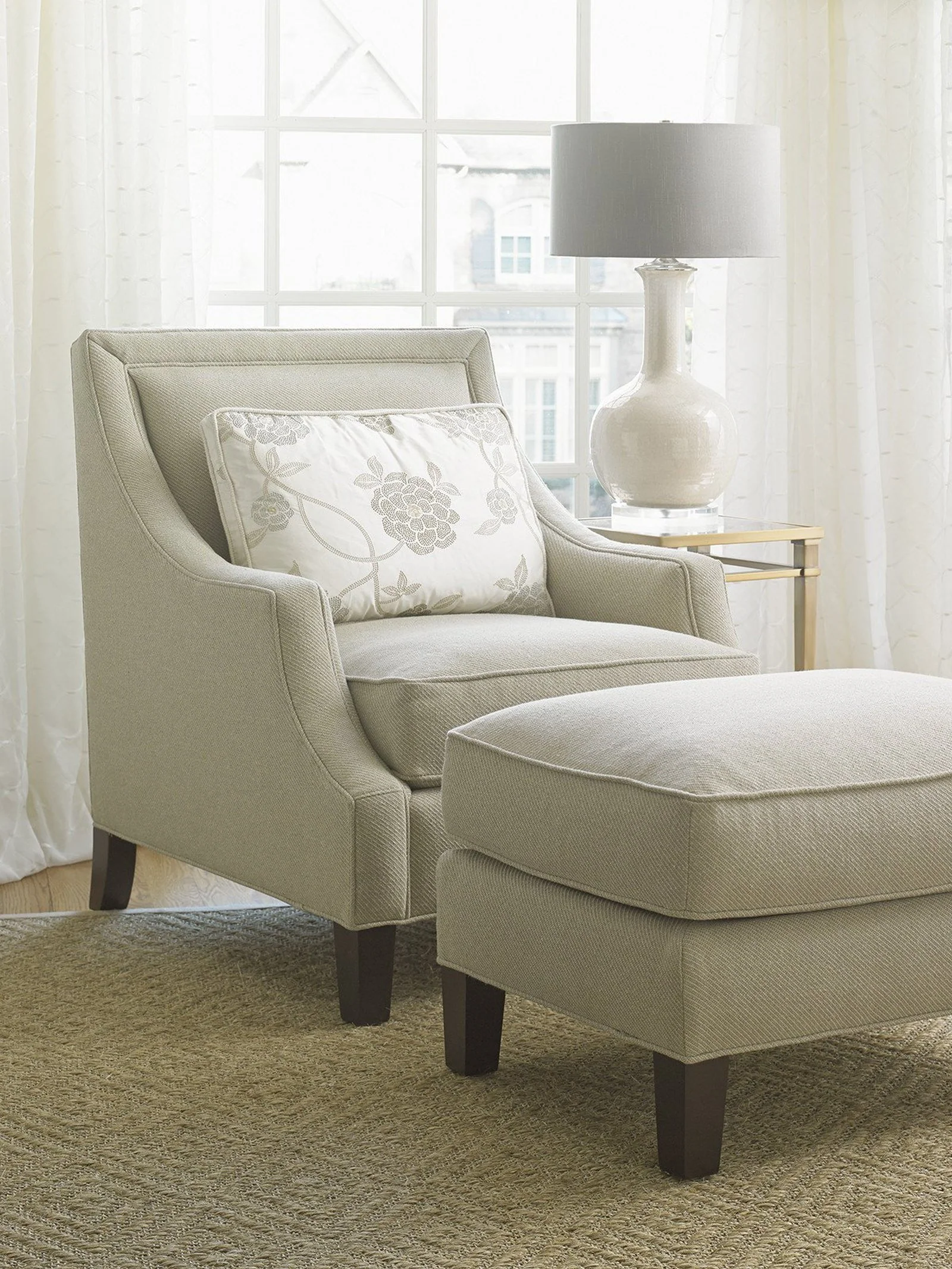 Lexington Kensington Place Bradley Ottoman - Image 3