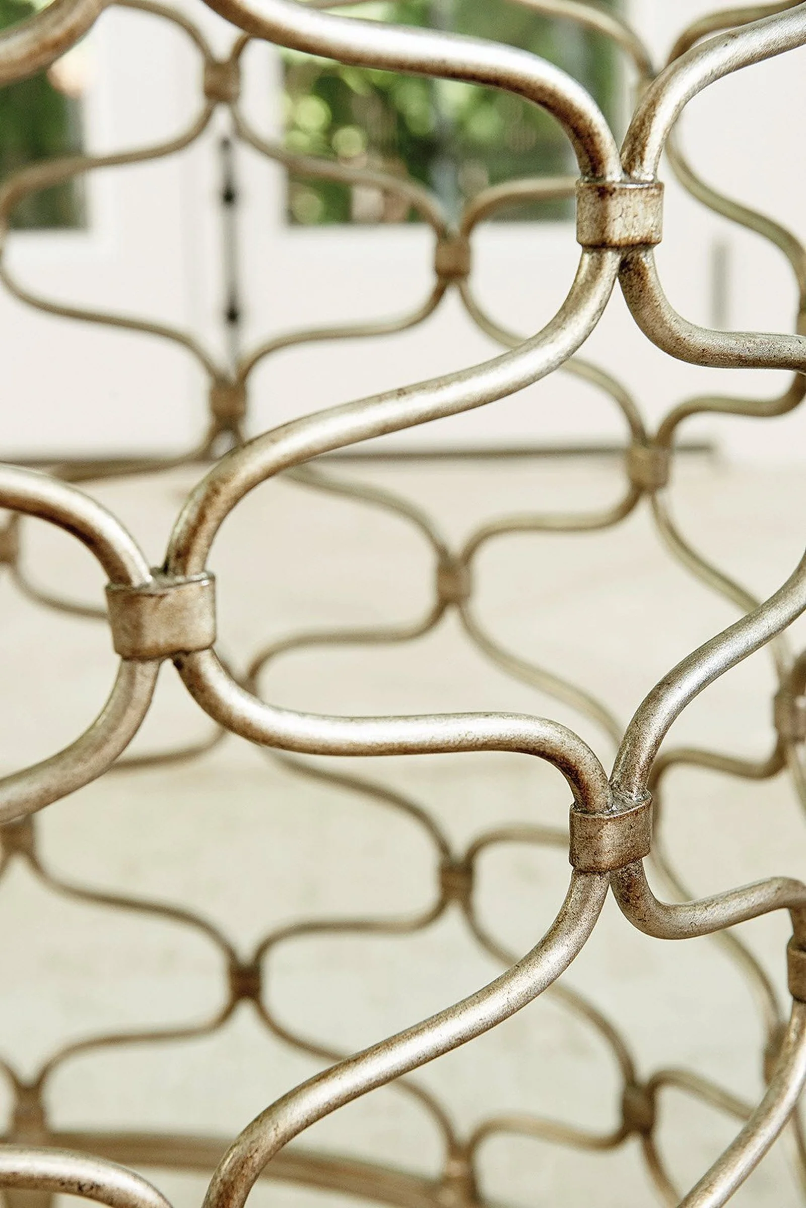 Lexington Laurel Canyon Bollinger Round Dining Table - Image 4