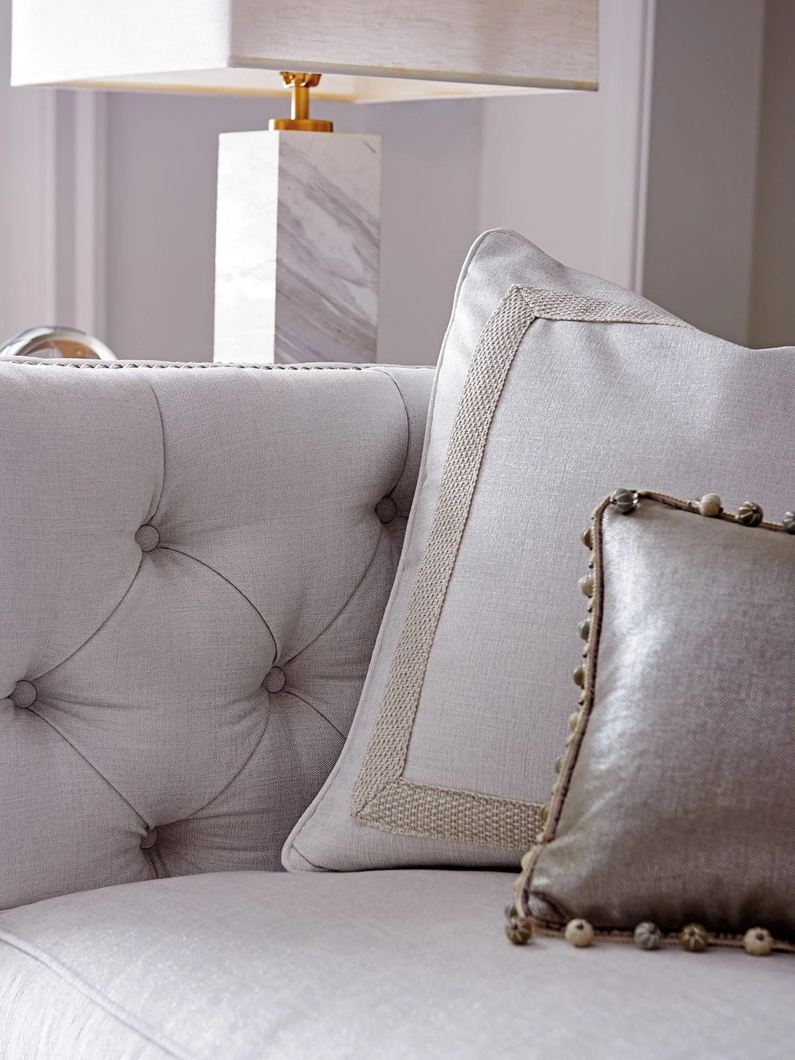 Lexington Monaco Sofa - Image 3