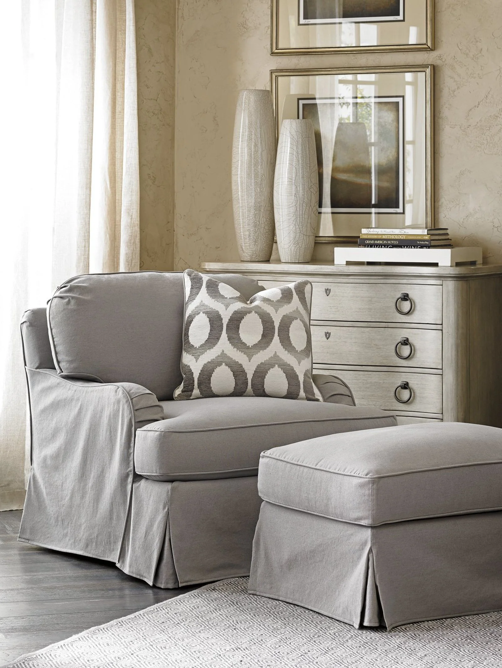 Lexington Oyster Bay Bachelors Chest - Image 4