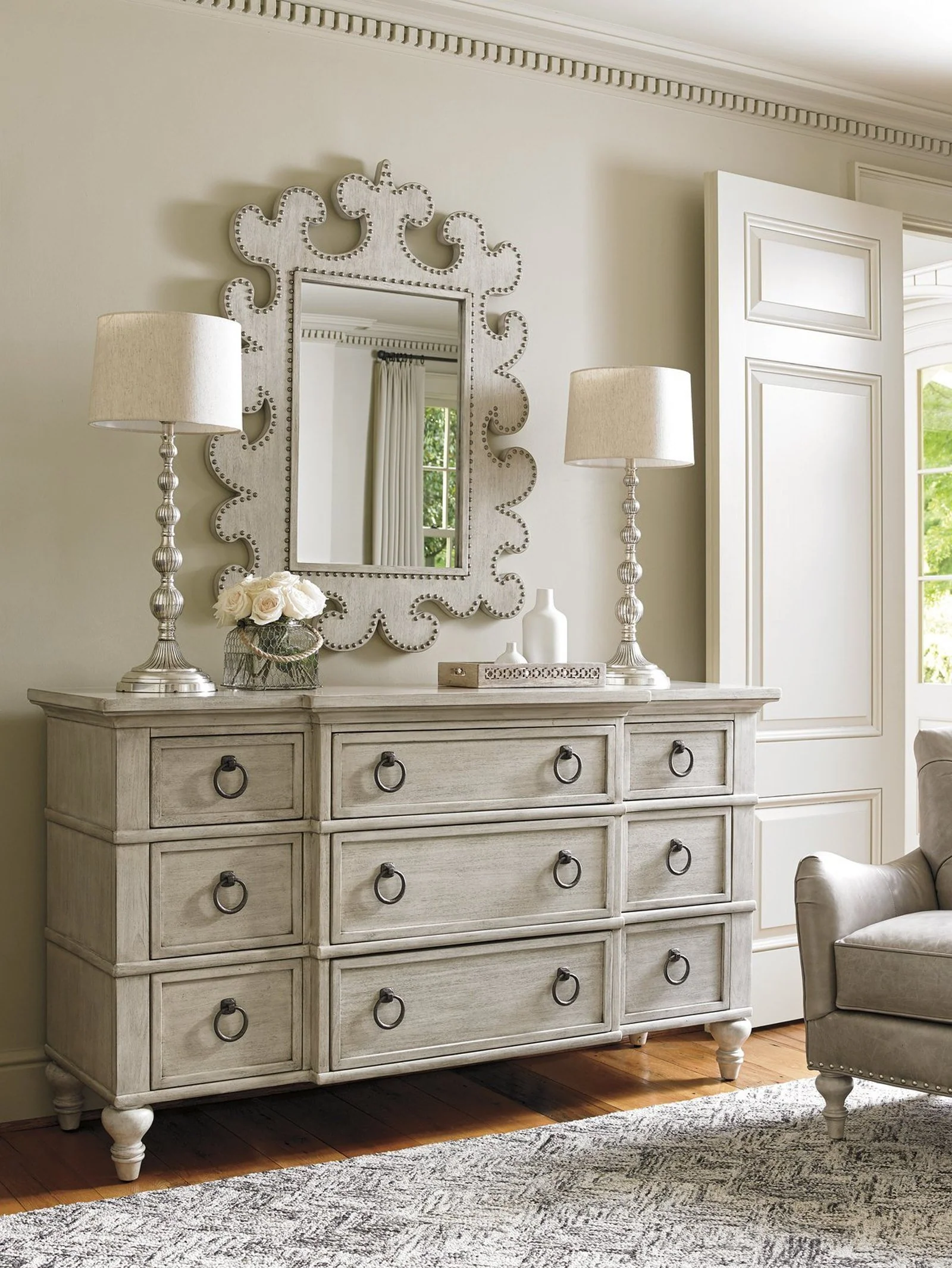 Lexington Oyster Bay Barrett Triple Dresser - Image 4