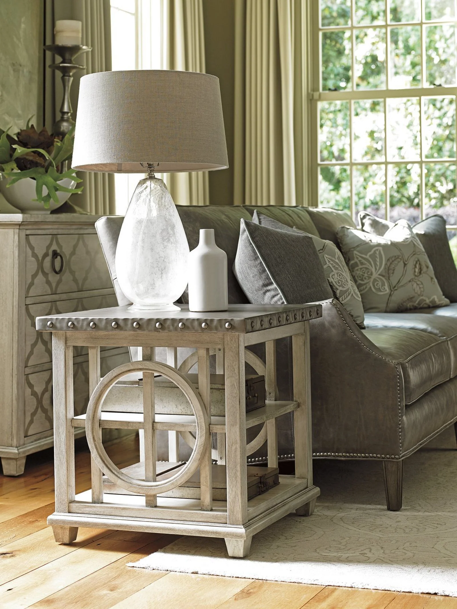 Lexington Oyster Bay Lewiston Square Lamp Table - Image 3