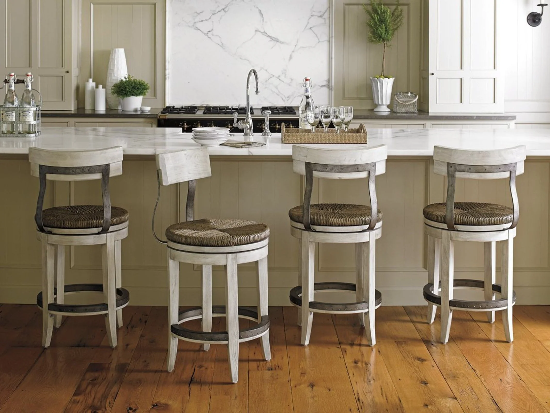 Lexington Oyster Bay Merrick Swivel Counter Stool - Image 4