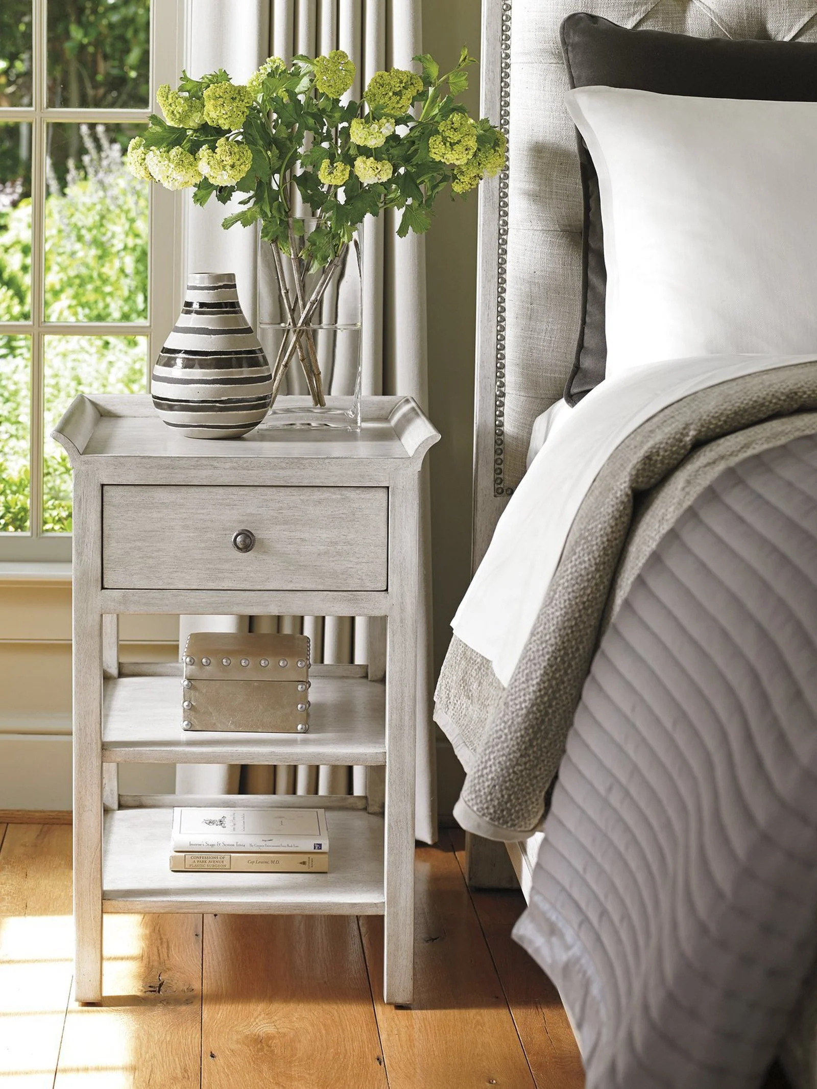 Lexington Oyster Bay Pellham Night Table - Image 3
