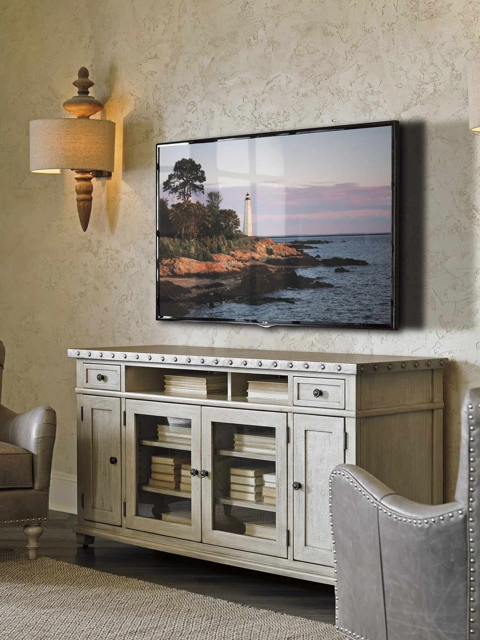 Lexington Oyster Bay Shadow Valley Media Console - Image 4