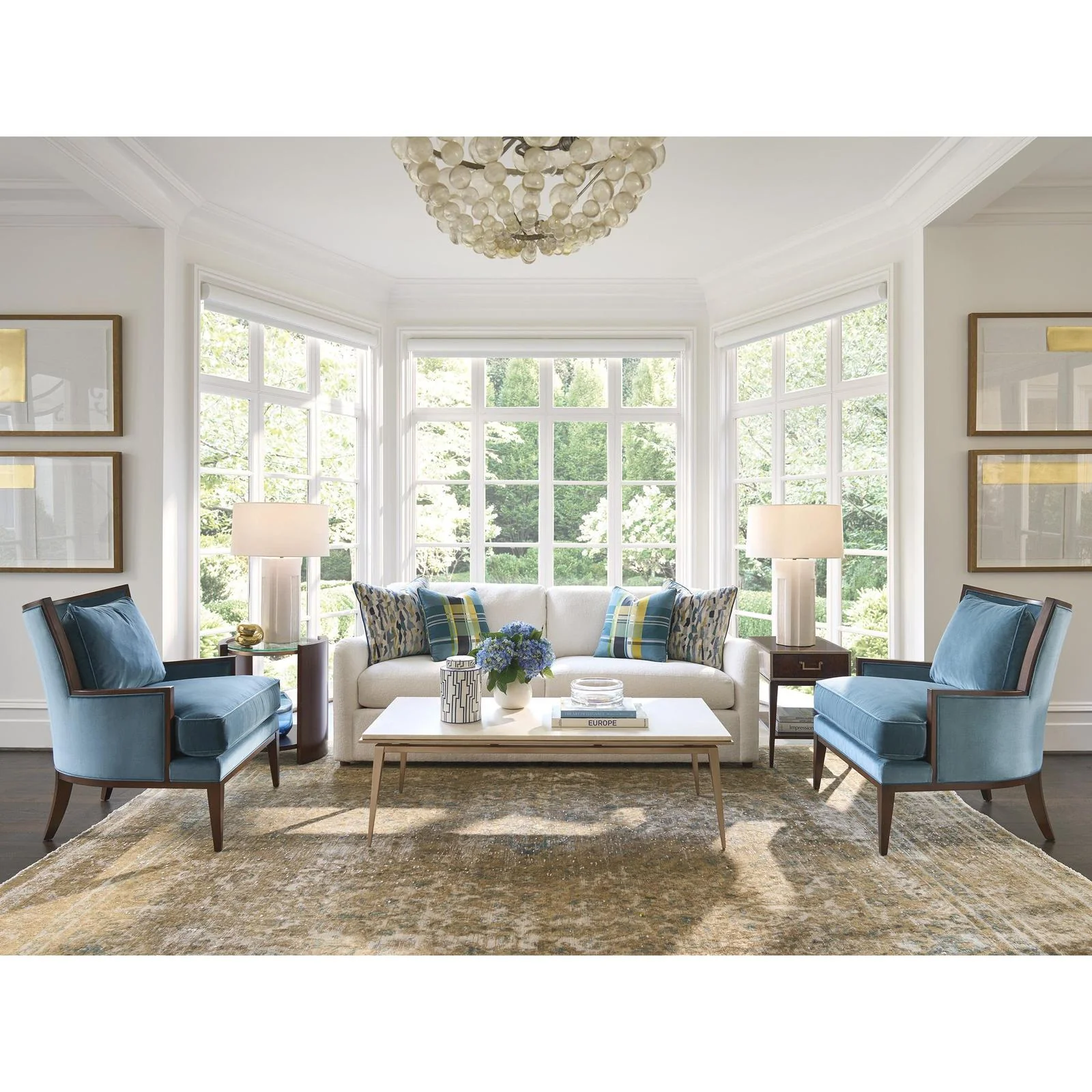 Lexington Rendezvous Lennox Round Accent Table - Image 3