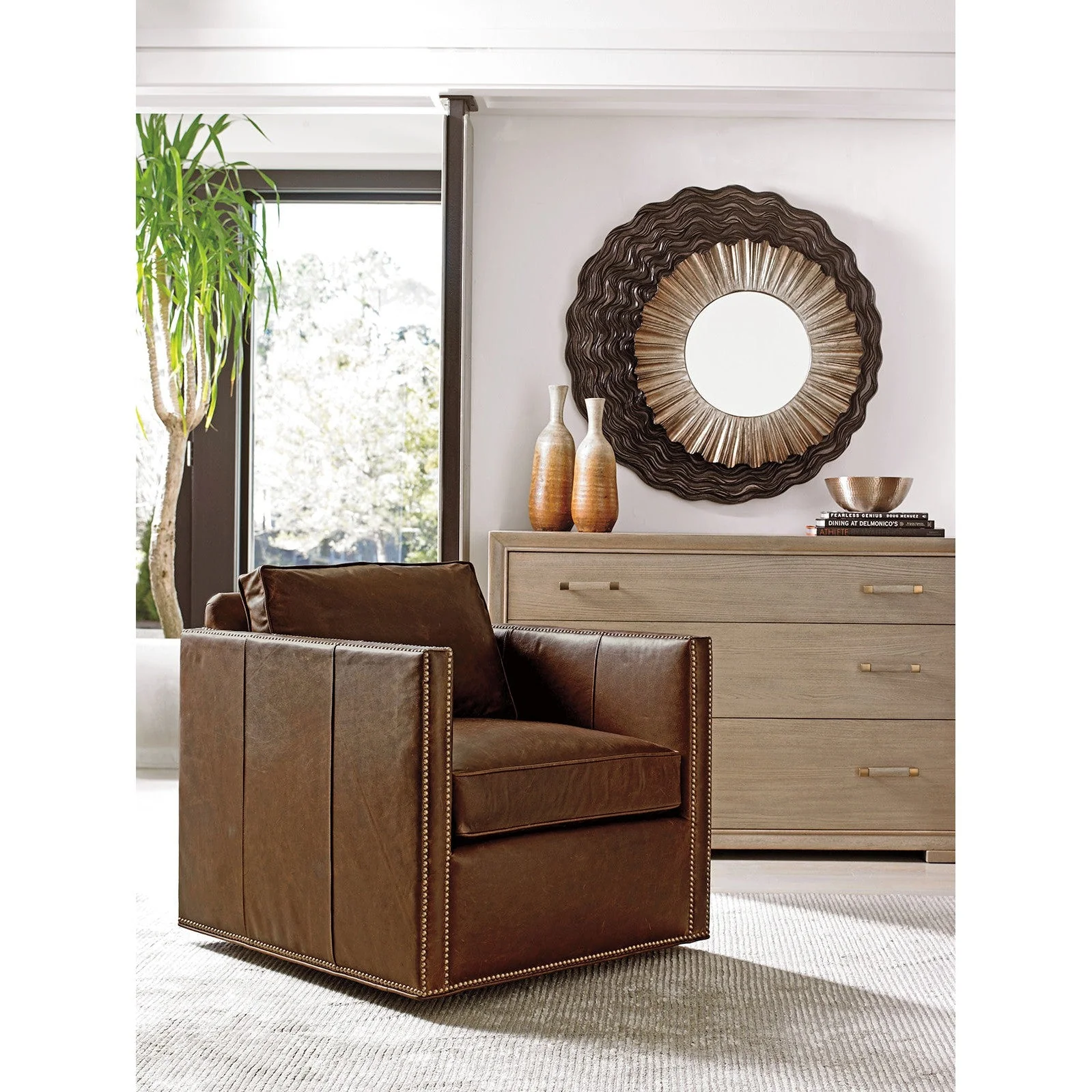 Lexington Shadow Play Hinsdale Leather Swivel Chair - Image 2