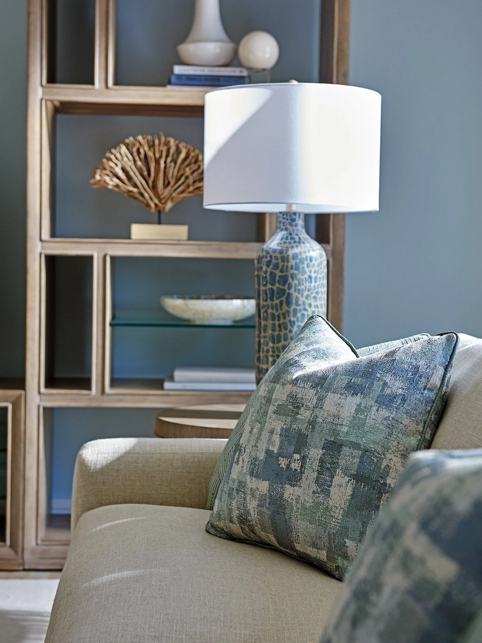 Lexington Shadow Play Windsor Open Bookcase - Image 3