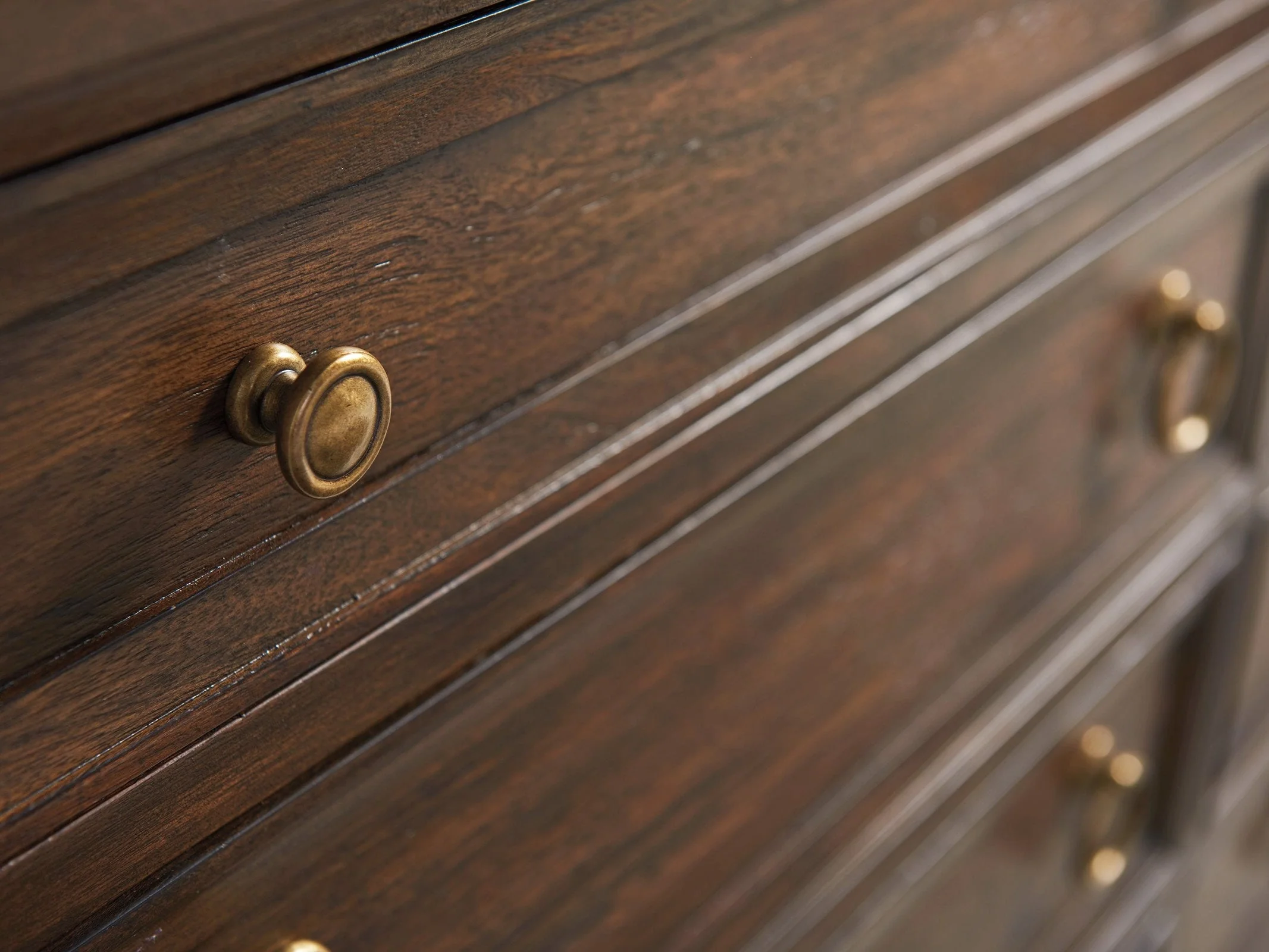 Lexington Silverado Sereno Triple Dresser - Image 3