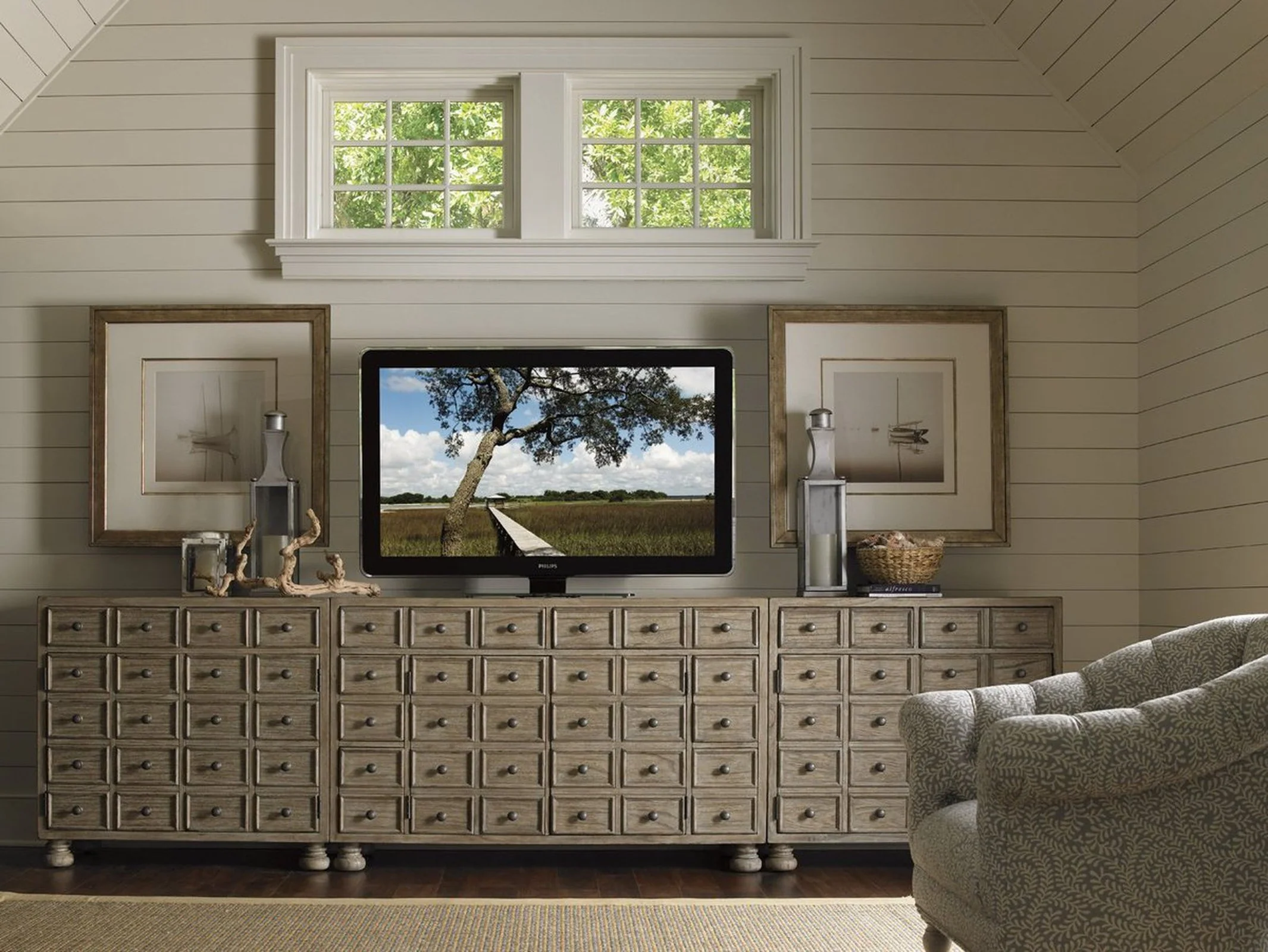 Lexington Twilight Bay Andrews Media Console - Image 2