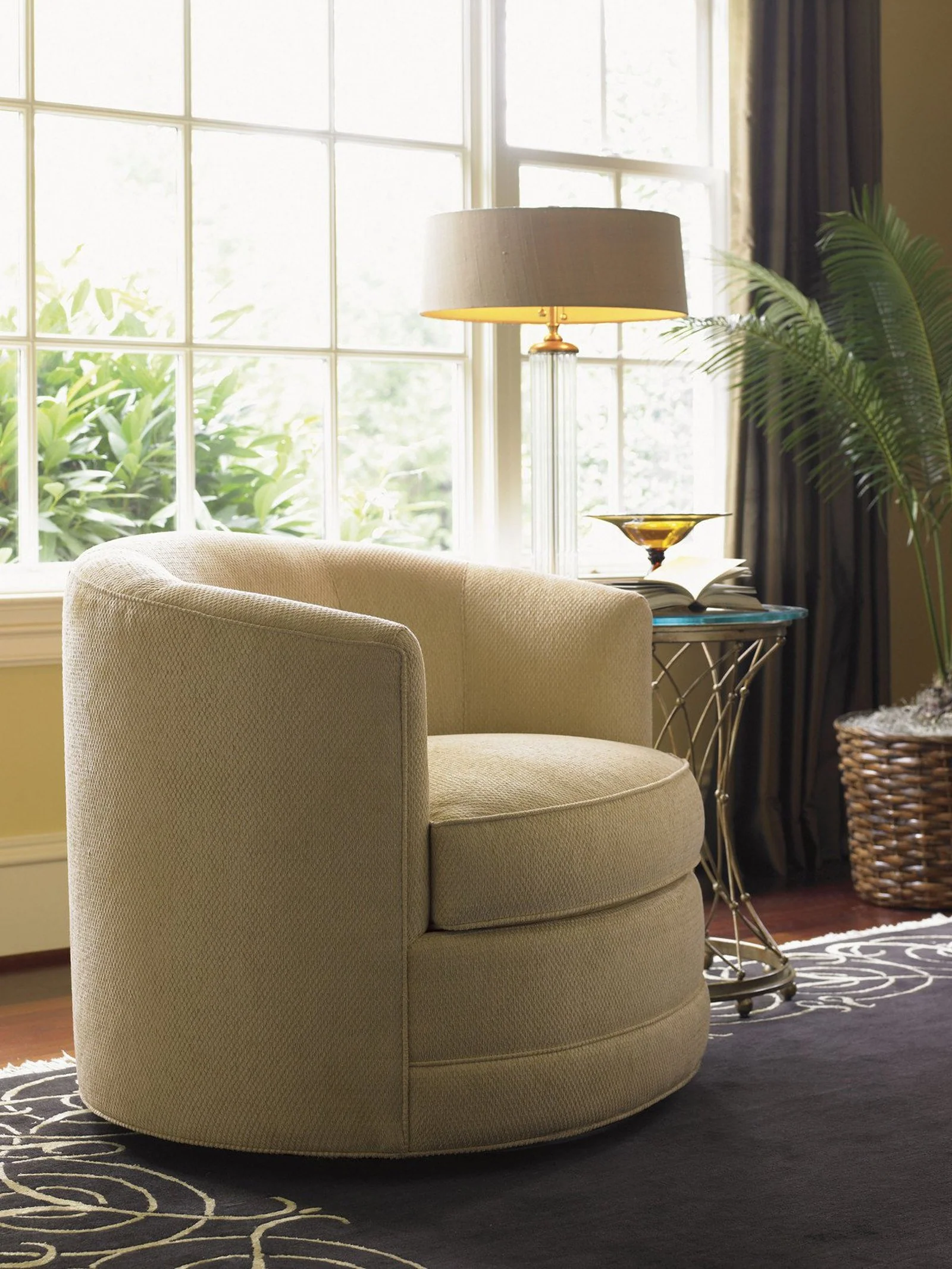 Lexington Upholstery Graniers Swivel Chair - Image 2