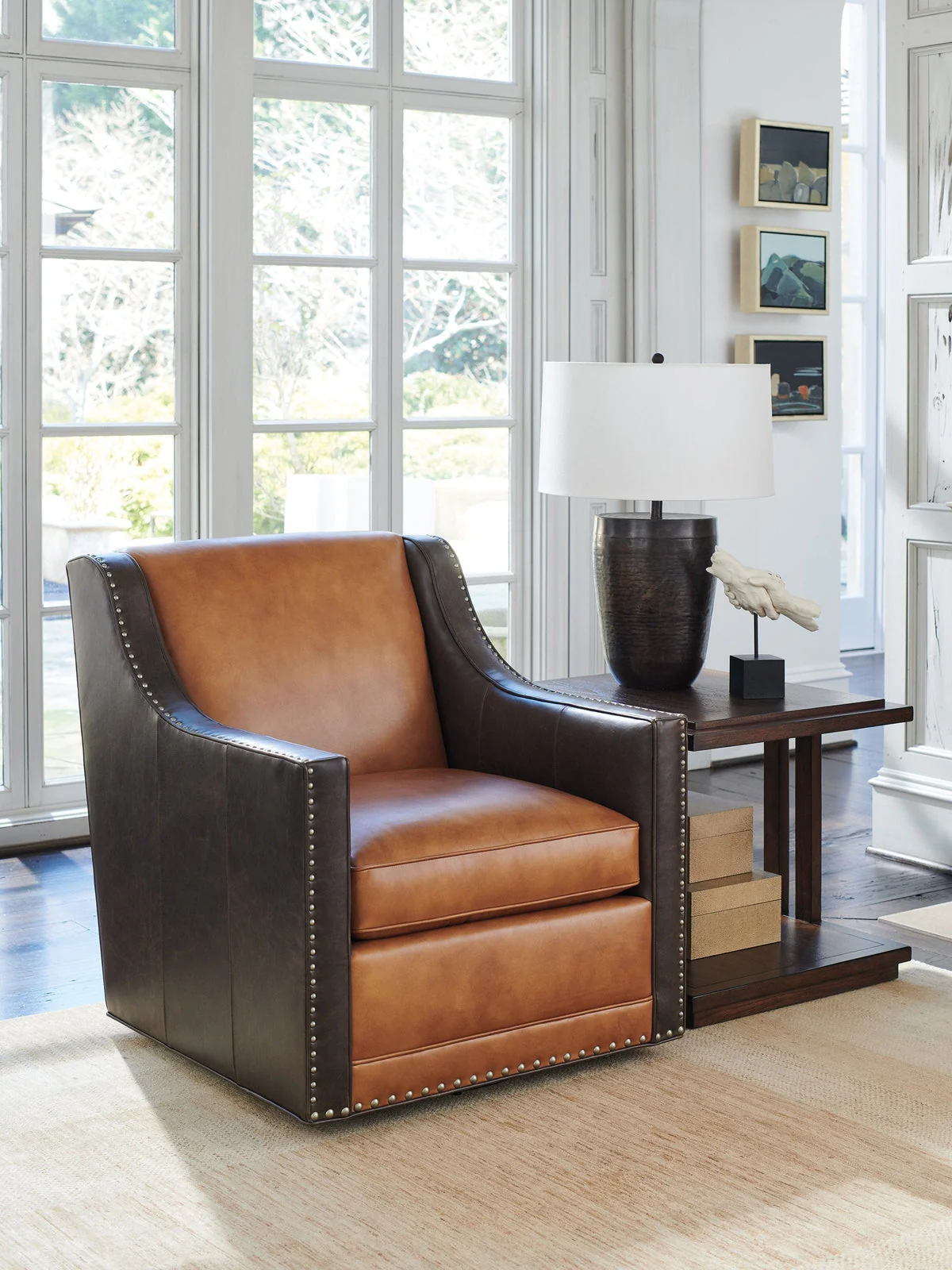 Lexington Upholstery Silverado Hayward Leather Swivel Chair - Image 3