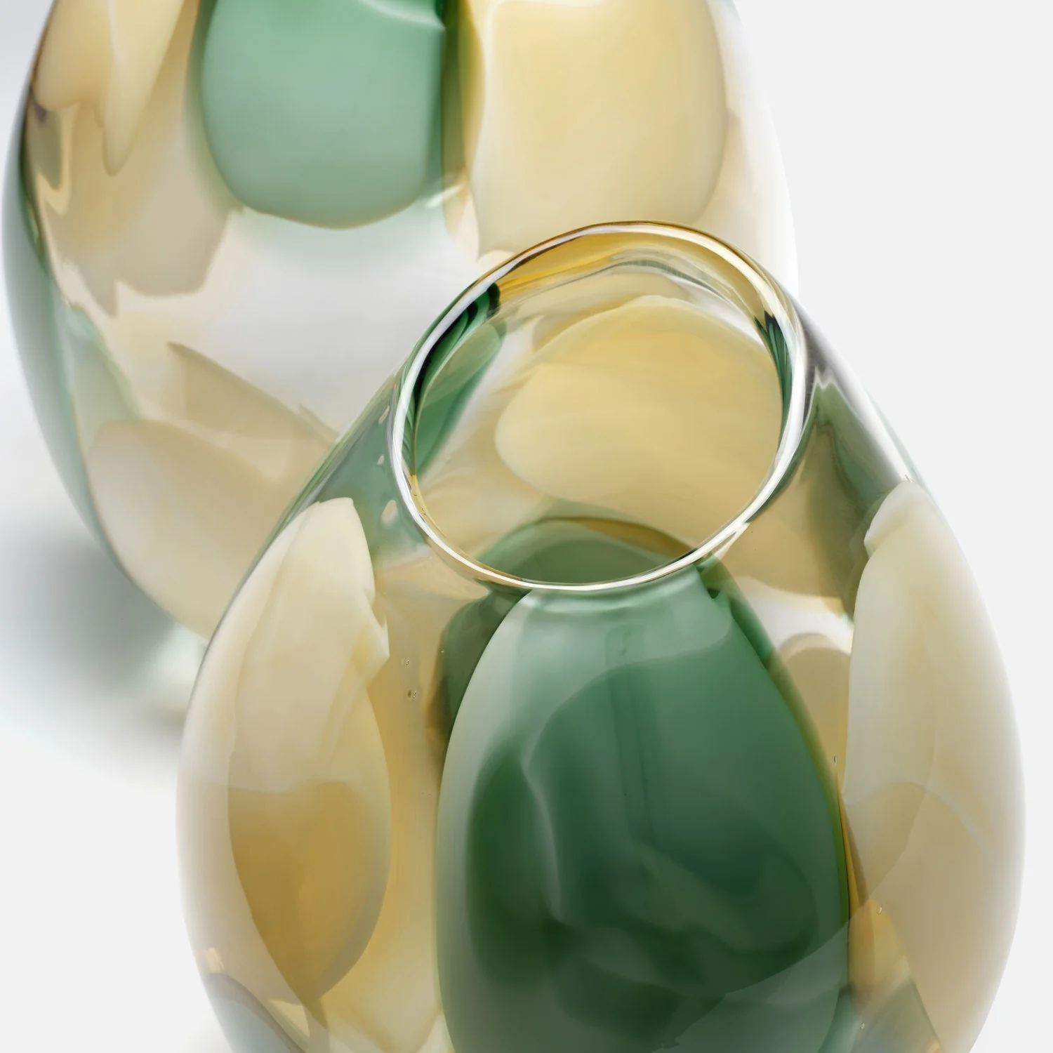 Liddell Decorative Glass Vase - Image 13