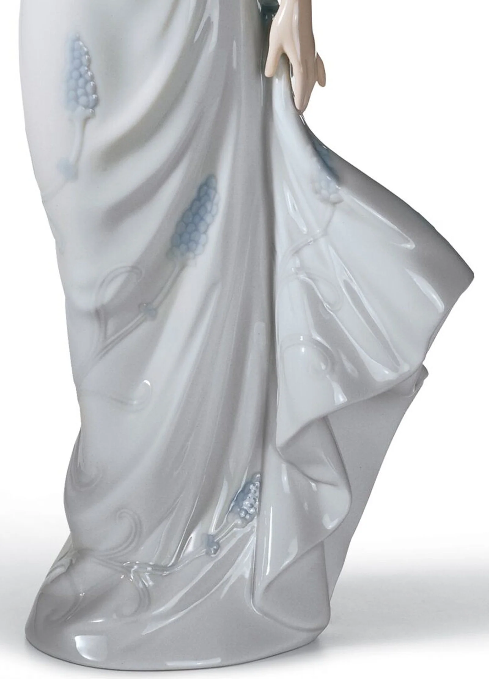 Lladro A Flower's Whisper Woman Figurine - Image 4
