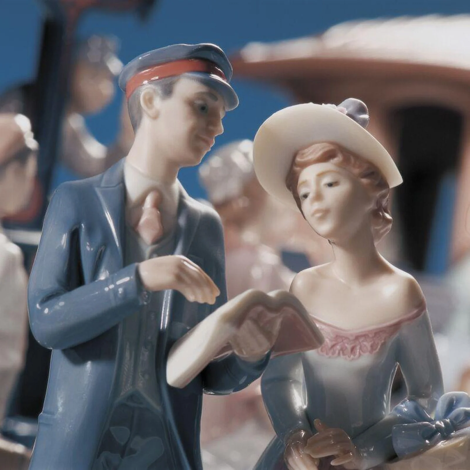 Lladro A Grand Adventure Train Sculpture - Limited Edition - Image 4