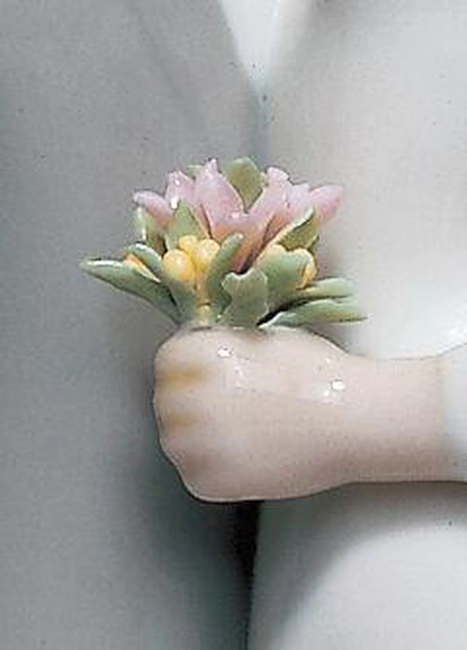 Lladro A Kiss to Remember Couple Figurine - Image 4