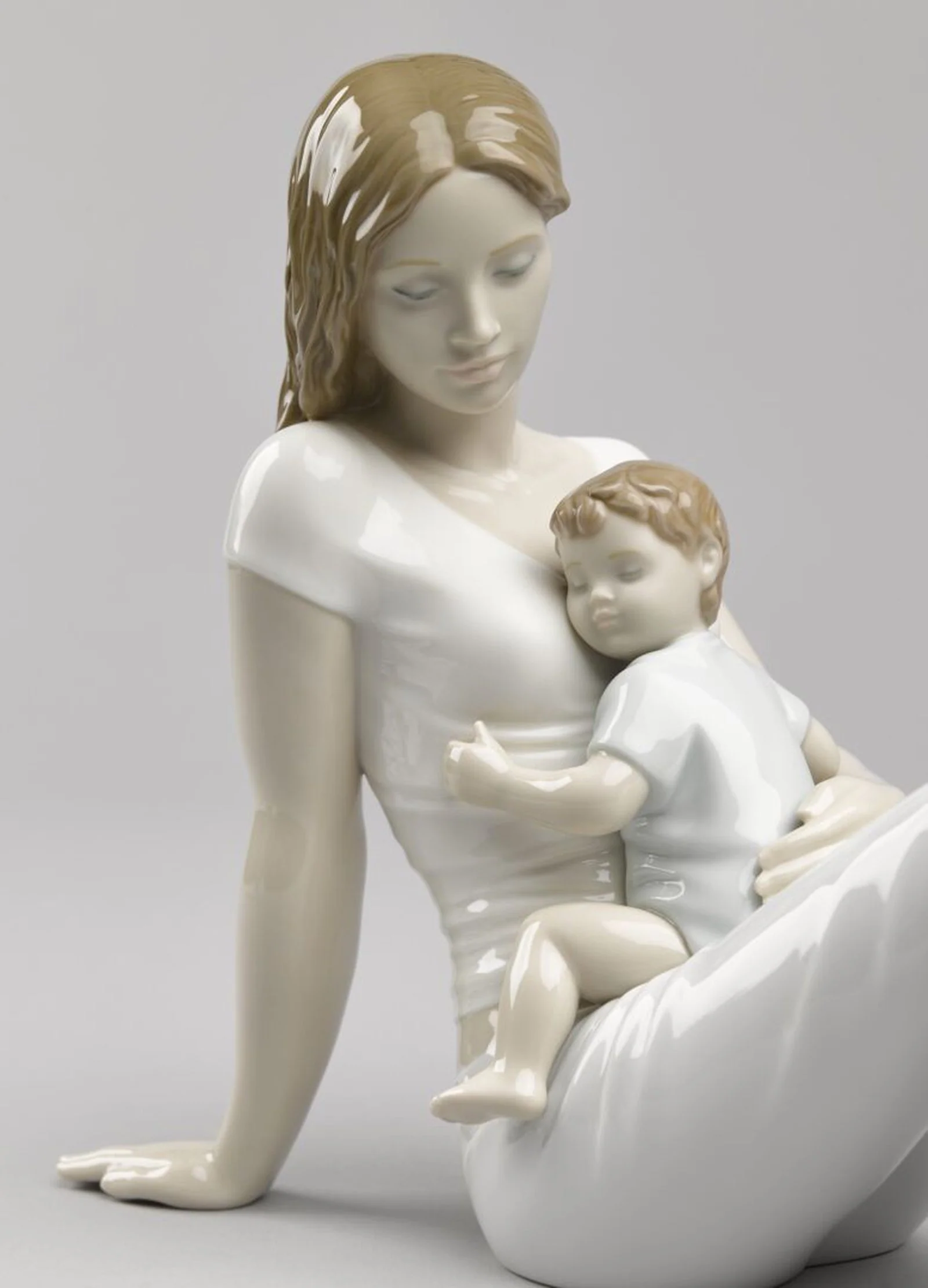 Lladro A Mother's Love Figurine - Image 8