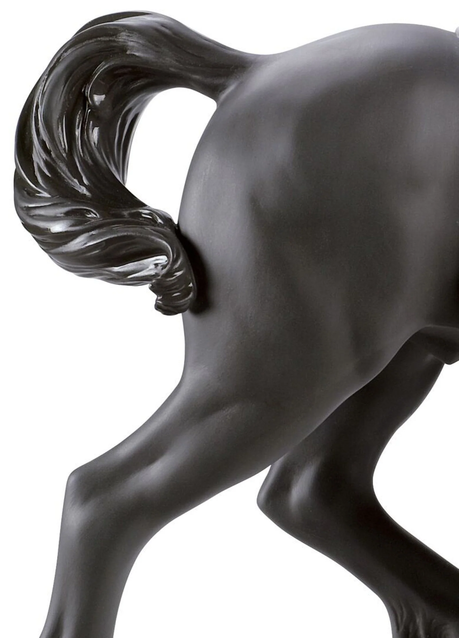 Lladro A Regal Steed Horse Sculpture - Image 10