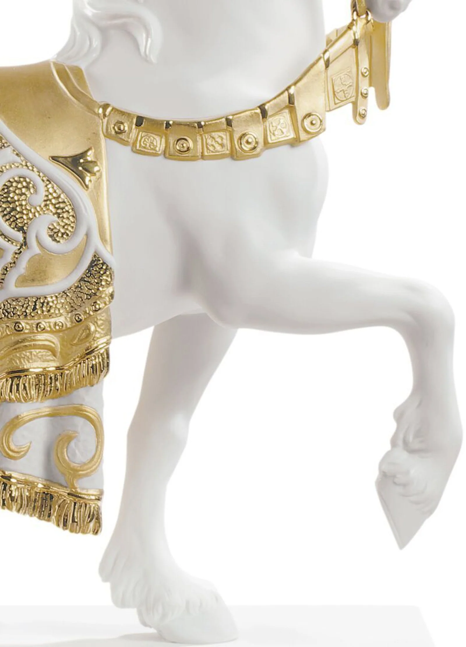Lladro A Regal Steed Horse Sculpture - Image 3