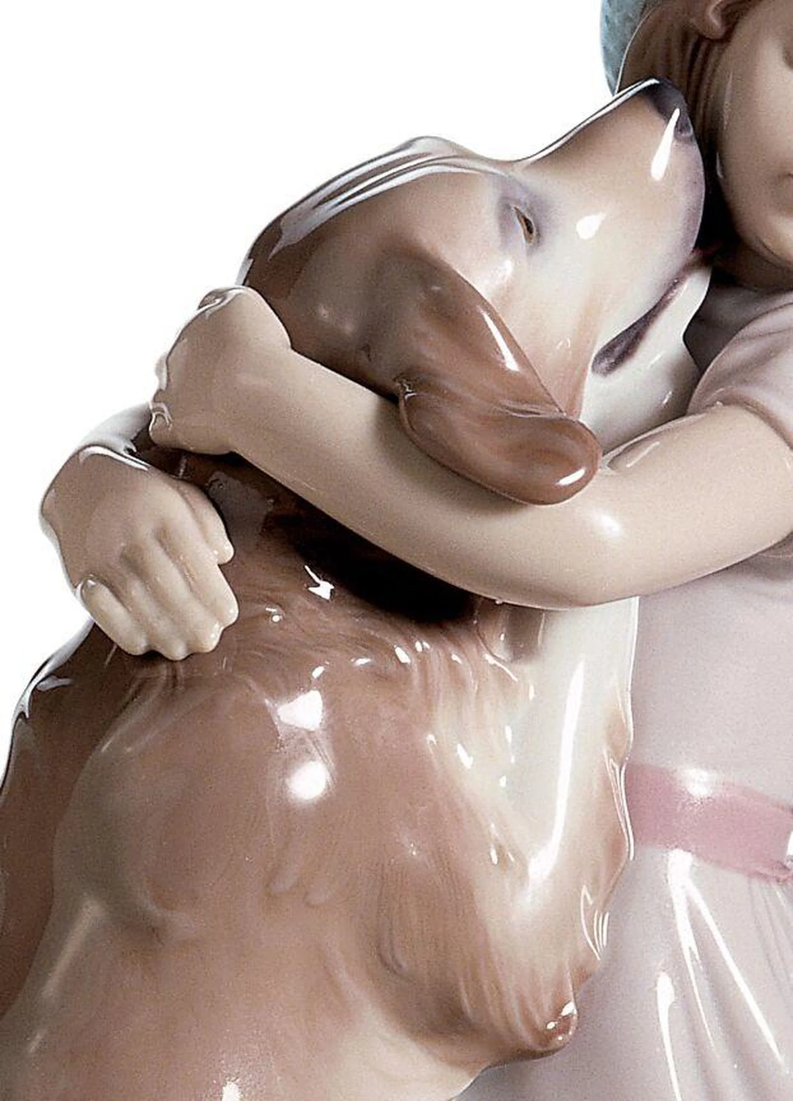 Lladro A Warm Welcome Dog Figurine - Image 2