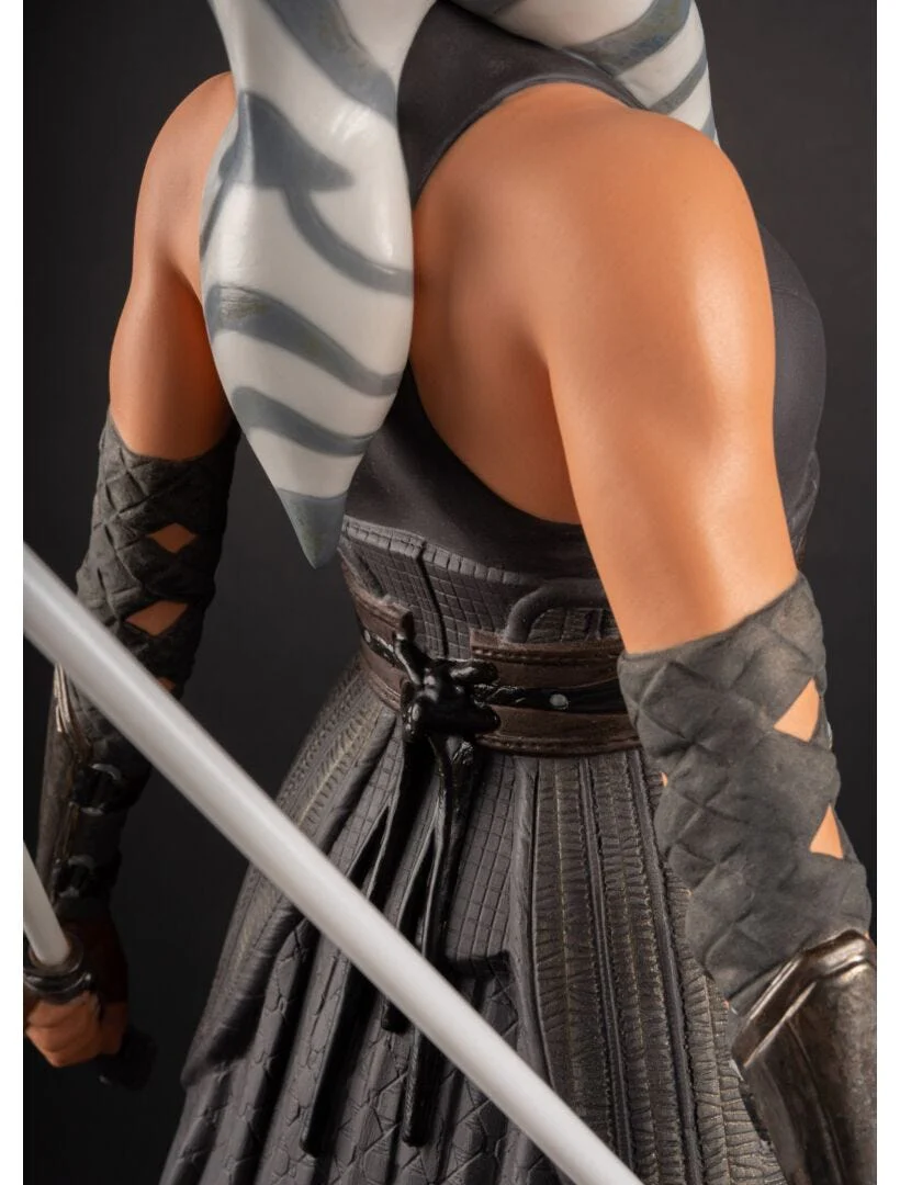 Lladro Ahsoka Tano - Image 7