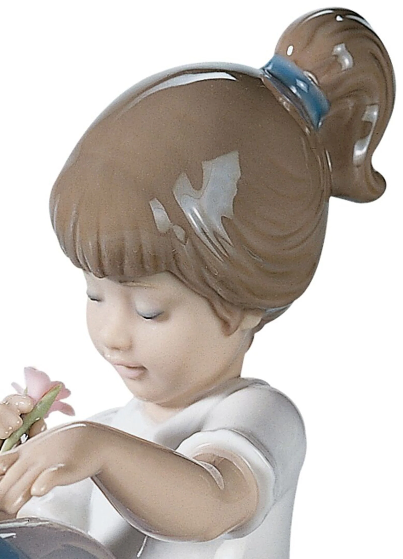 Lladro An Elegant Touch Girl Figurine - Image 4
