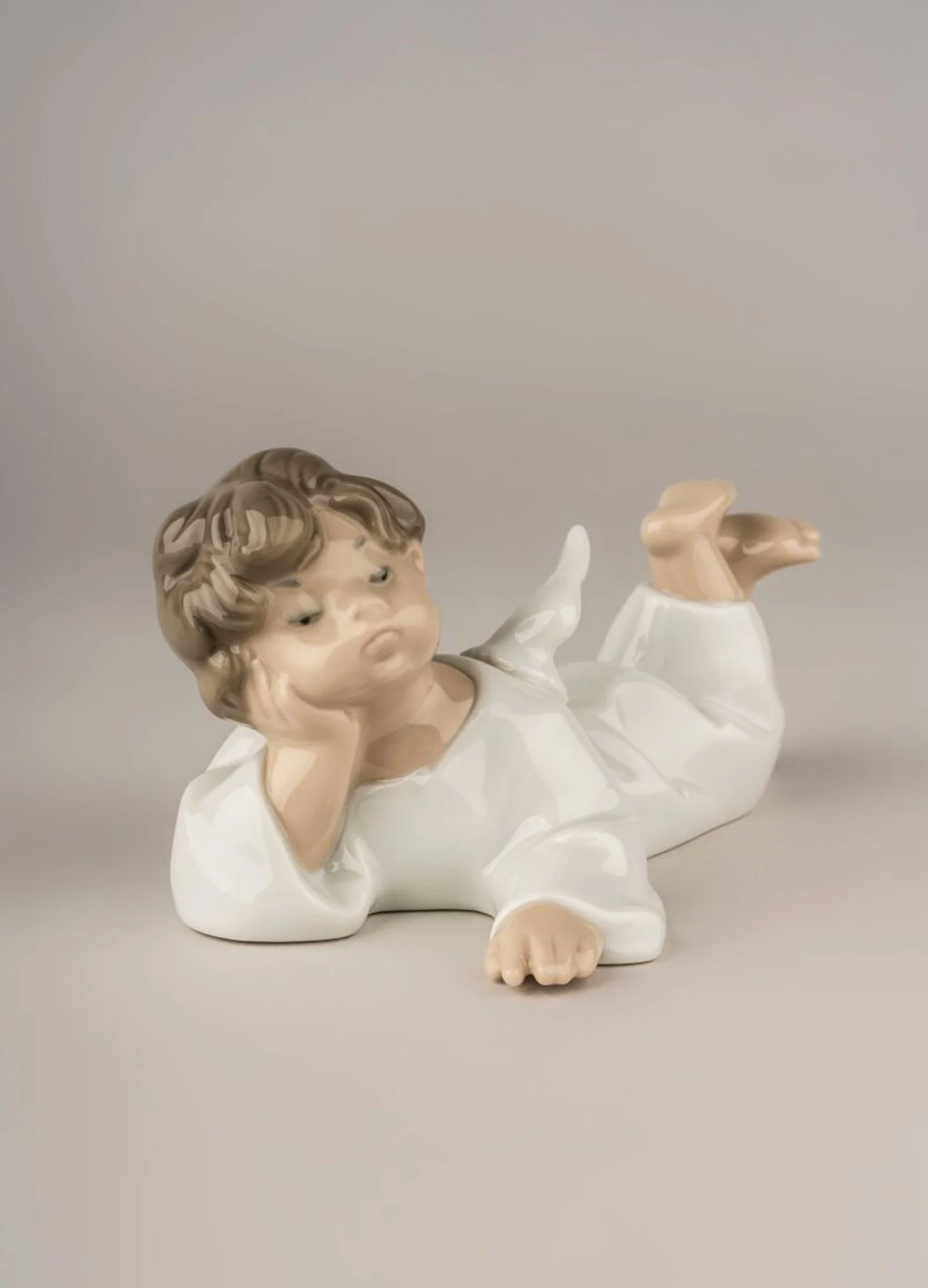 Lladro Angel Laying Down Figurine - Image 3