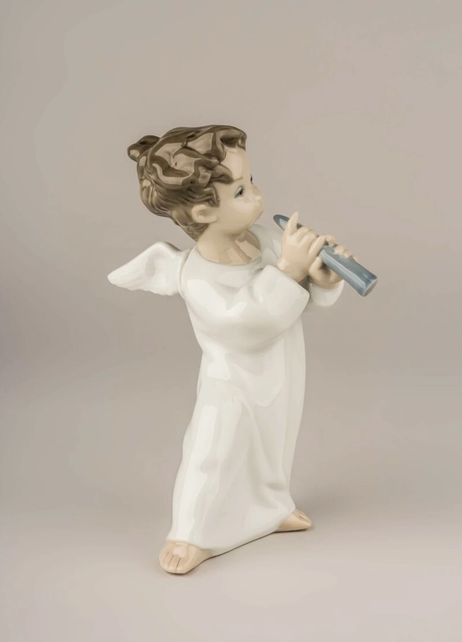 Lladro Angel with Flute Figurine - Image 3