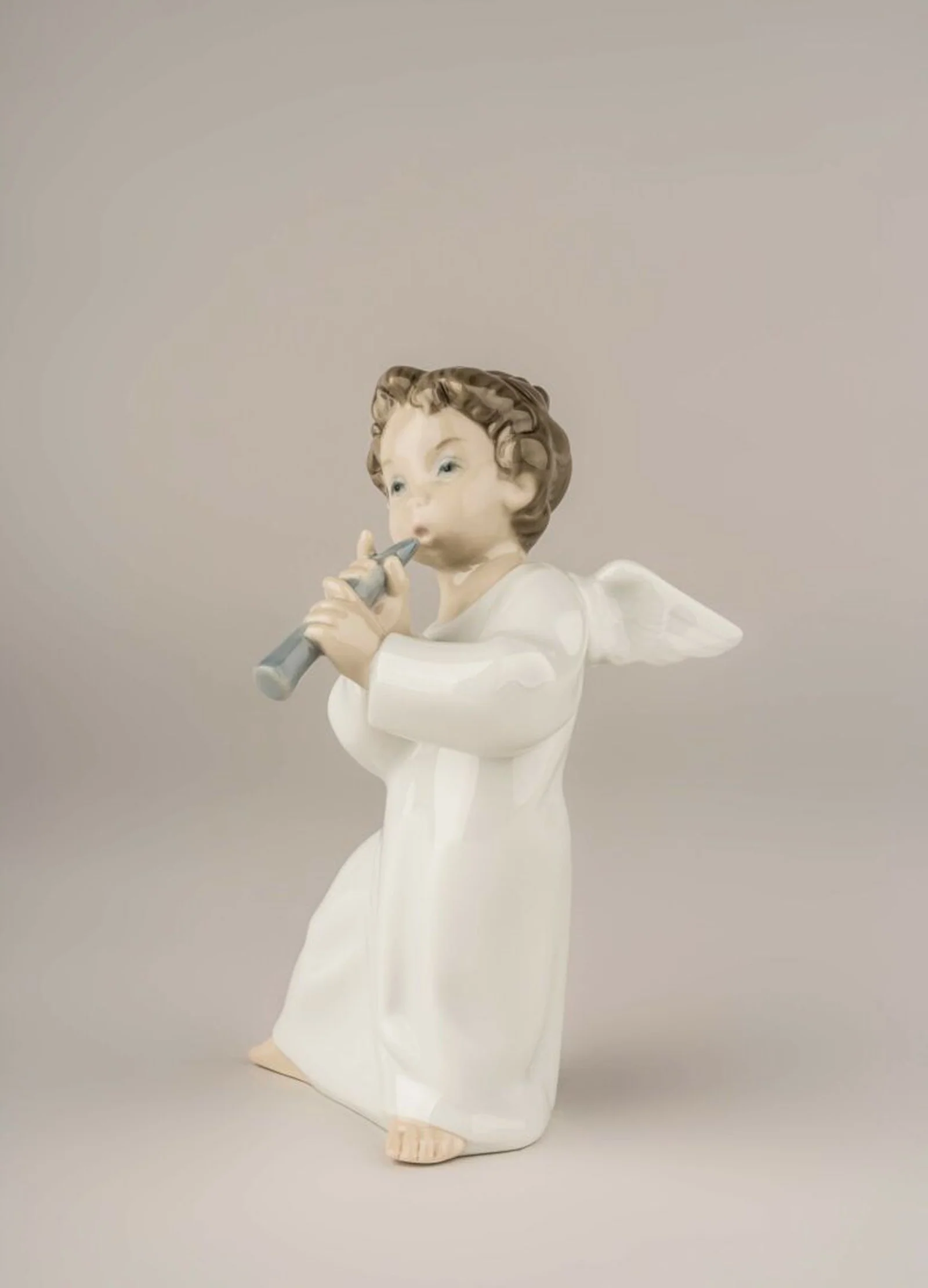 Lladro Angel with Flute Figurine - Image 6