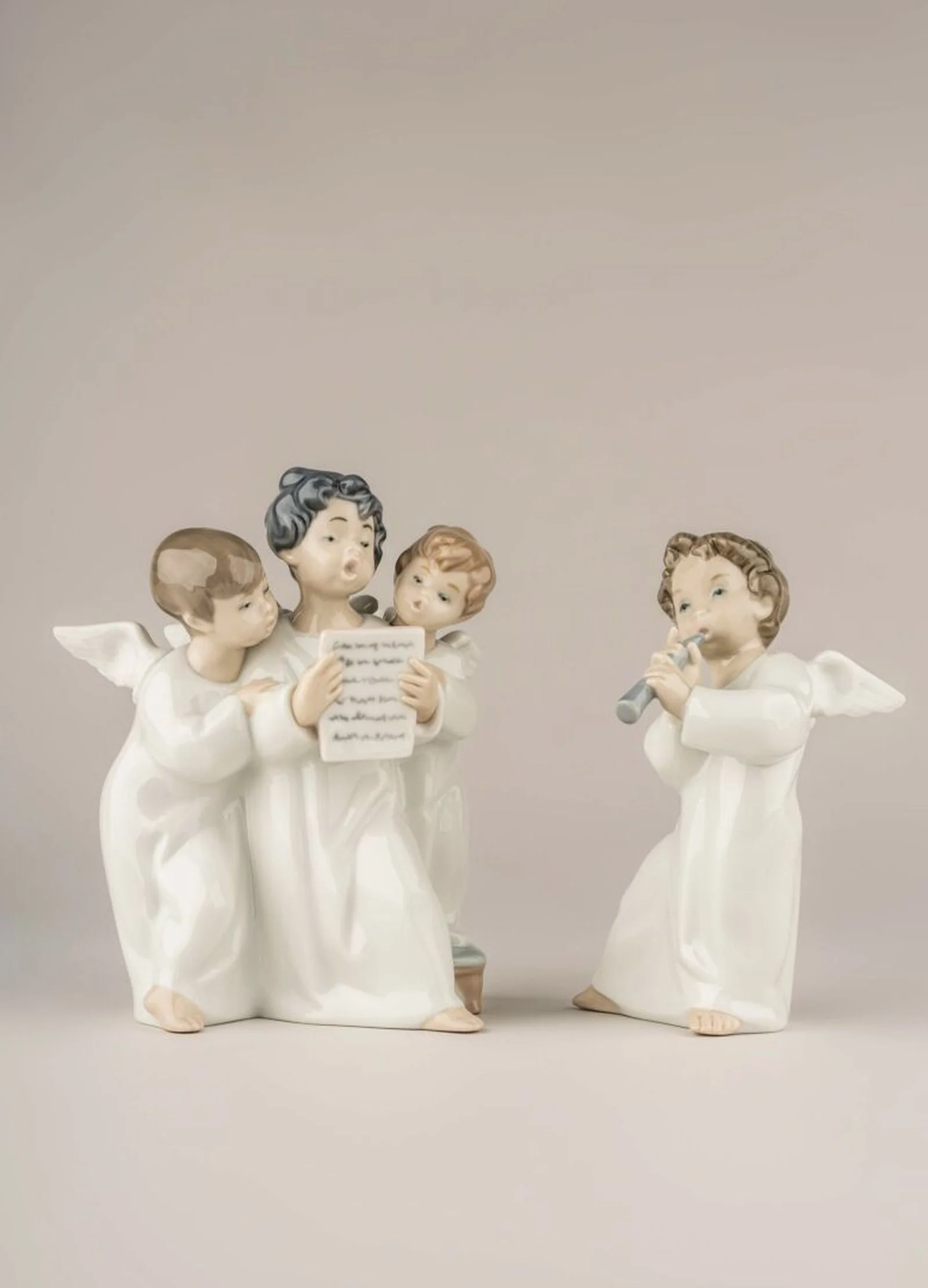 Lladro Angels' Group Figurine - Image 3