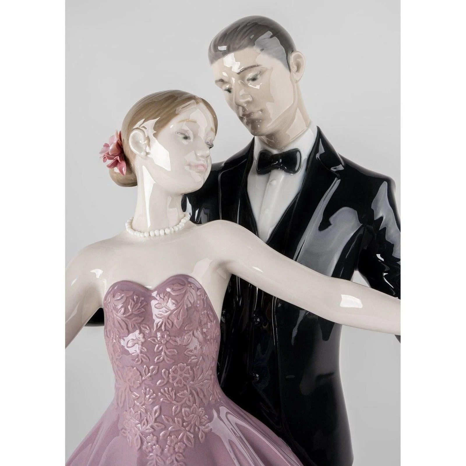 Lladro Anniversary Waltz - Image 5
