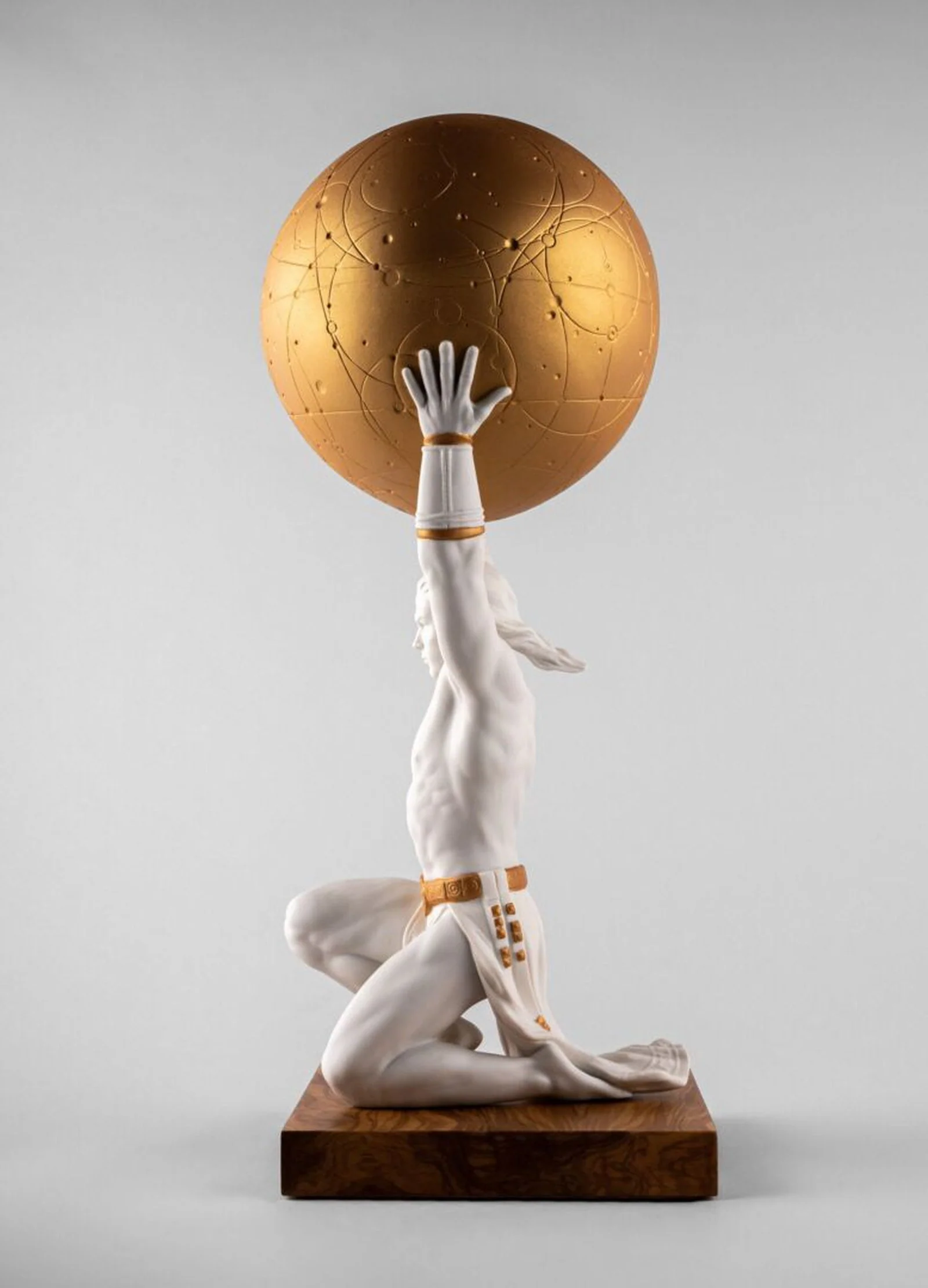 Lladro Atlas Figurine - Image 6