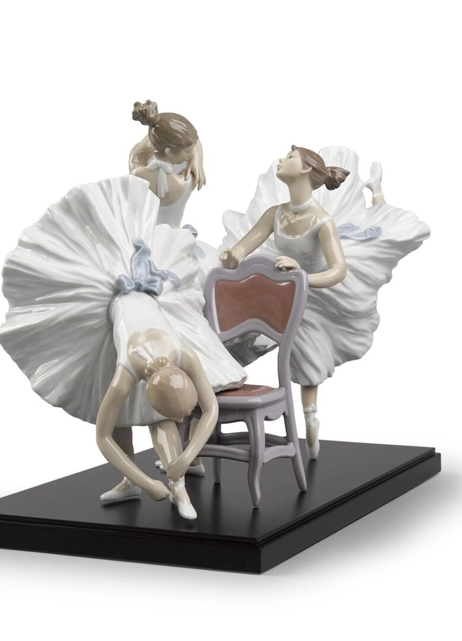 Lladro Backstage Ballet Figurine Limited Edition - Image 2