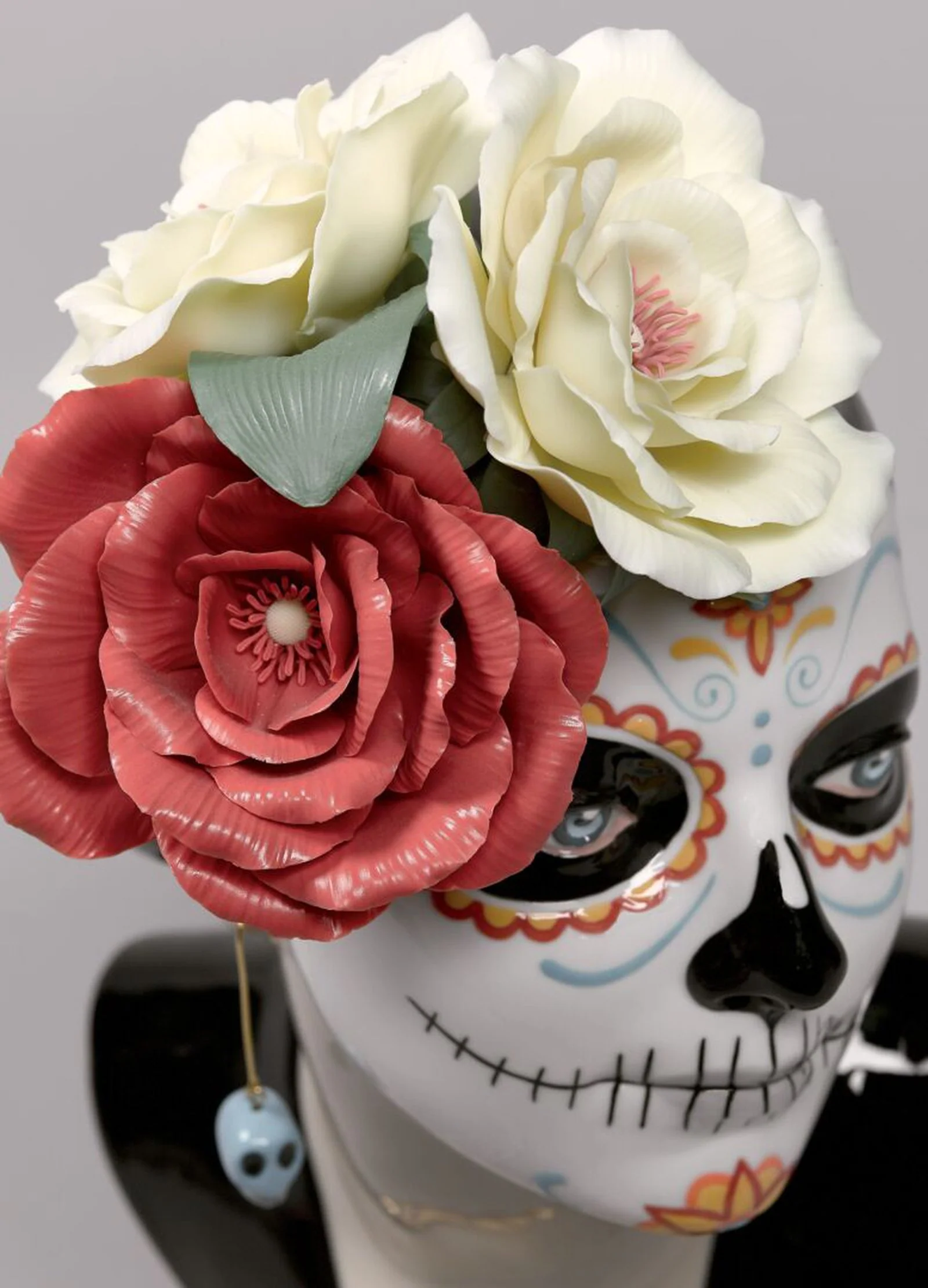 Lladro Beautiful Catrina Figurine Limited Edition - Image 3
