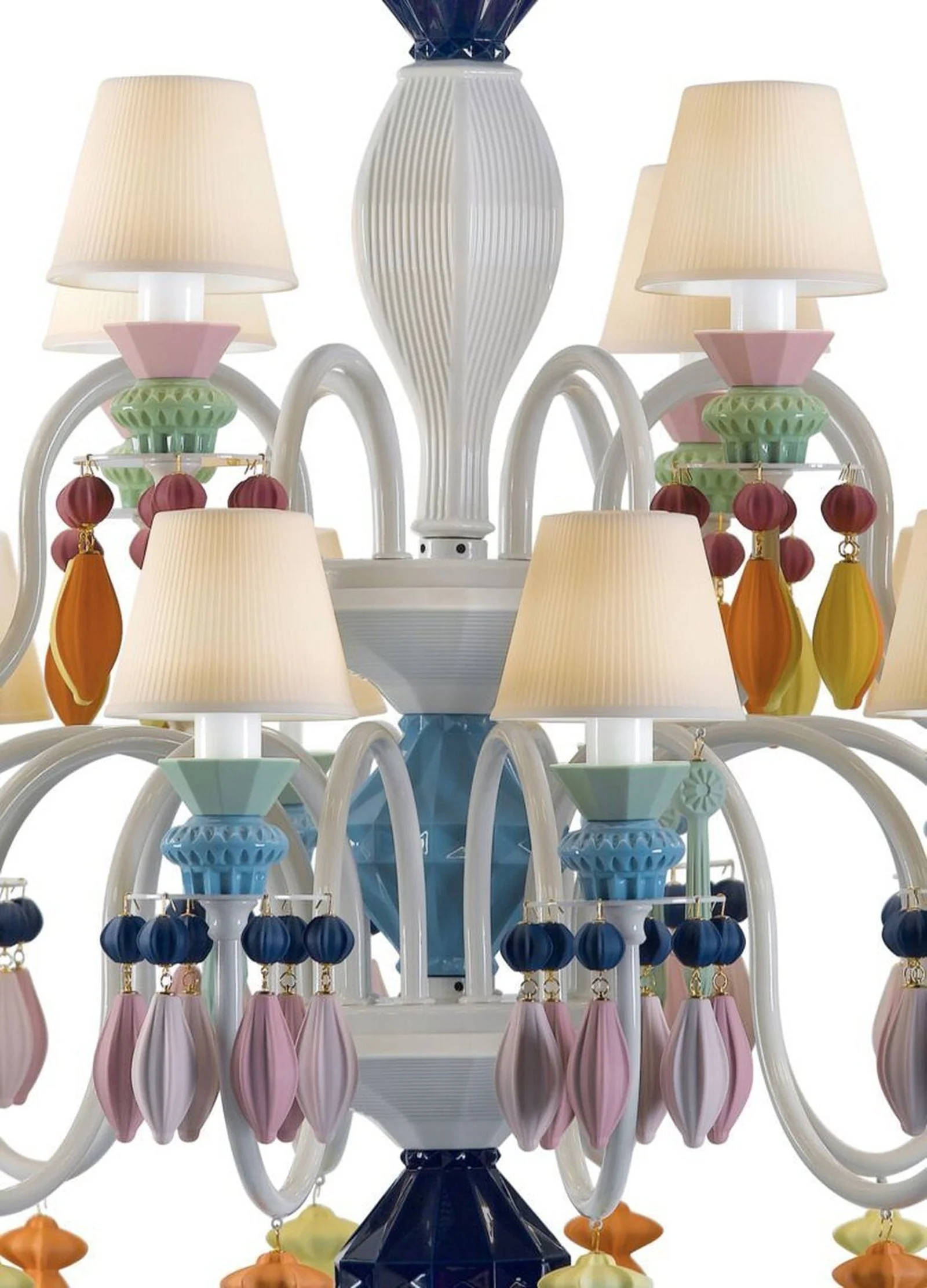 Lladro Belle De Nuit 24 Lights Chandelier (US) - Image 20