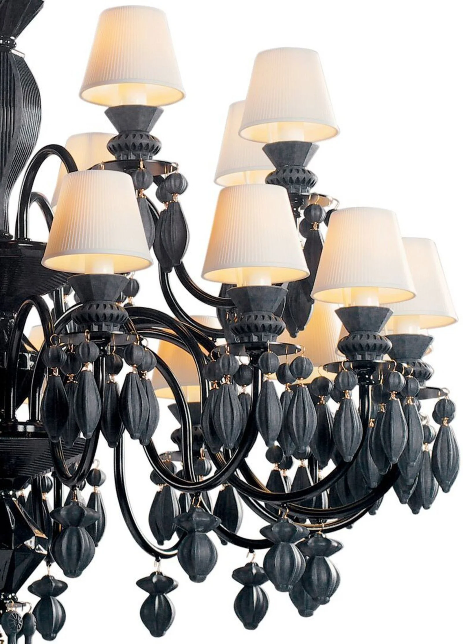 Lladro Belle De Nuit 24 Lights Chandelier (US) - Image 4